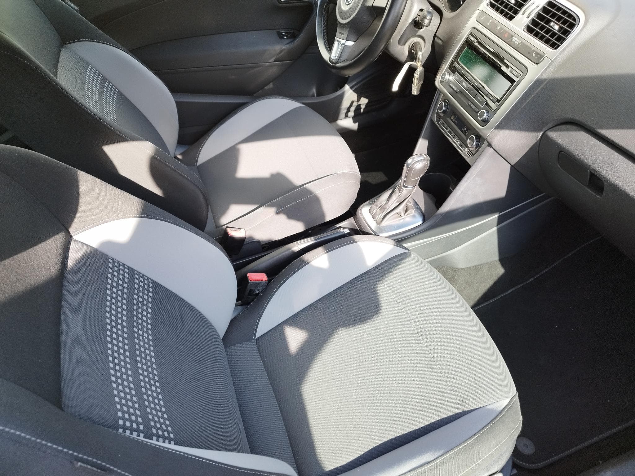 VW Polo 1.2 TSI 90 DSG7 (2013) - Photo 8