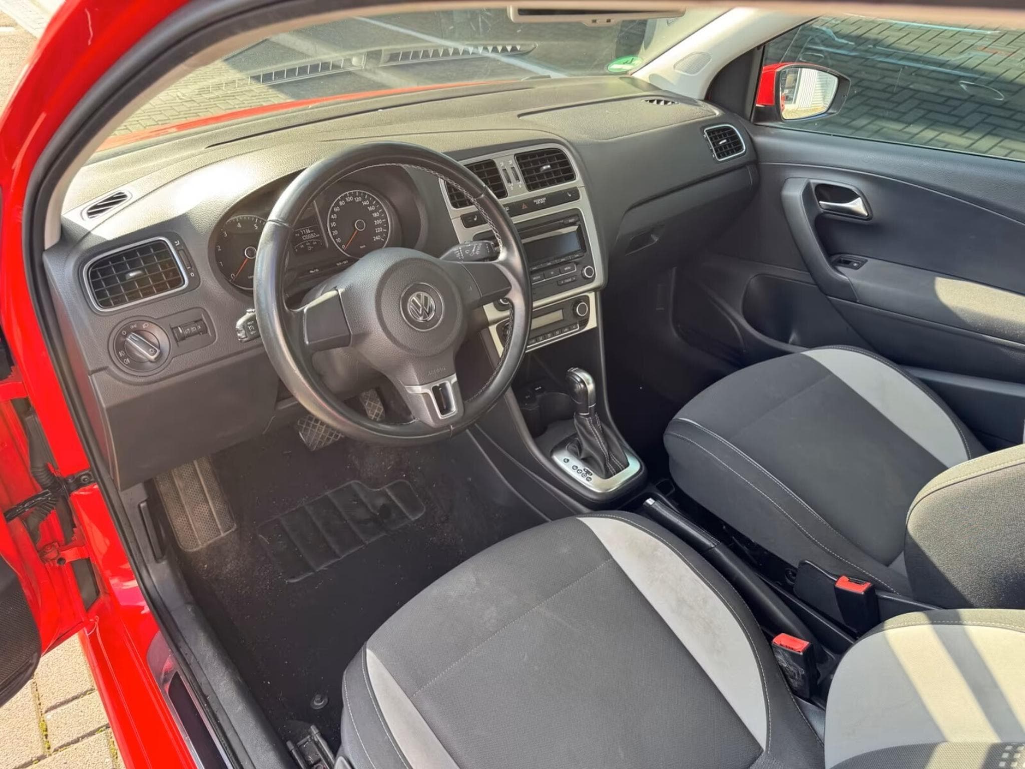 VW Polo 1.2 TSI 90 DSG7 (2013) - Photo 12