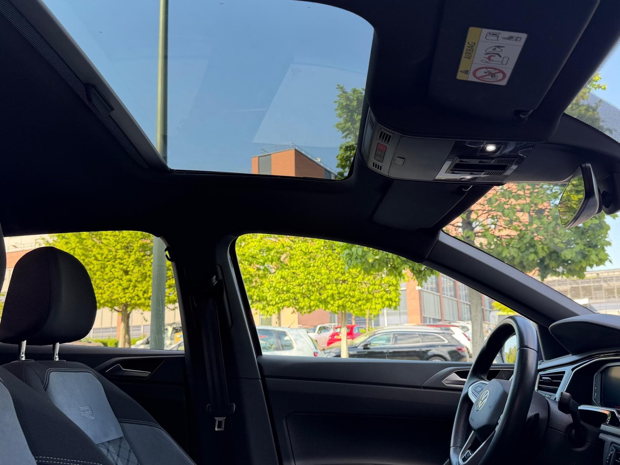 VW Polo R Line (2021) - Photo 11