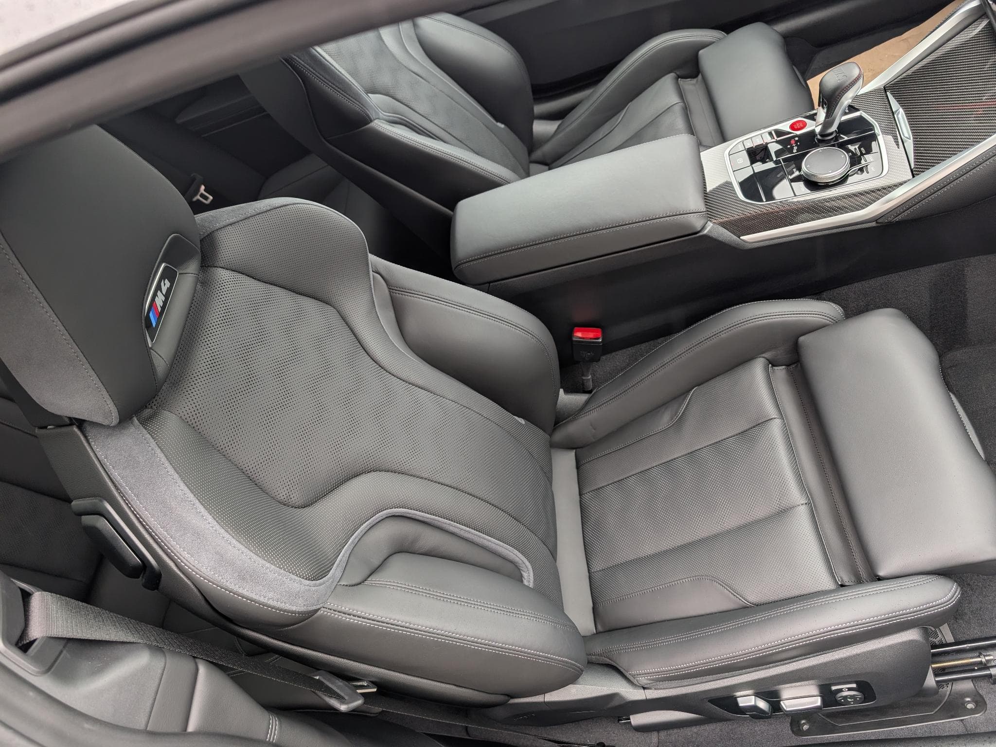 BMW M4 Competition XDrive (2023) - Foto 16