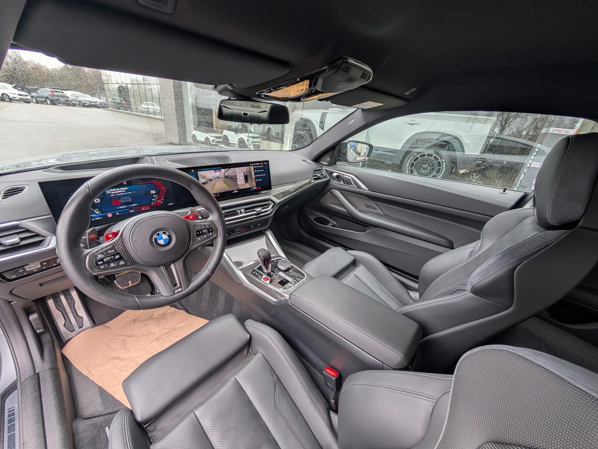 BMW M4 Competition XDrive (2023) - Foto 18