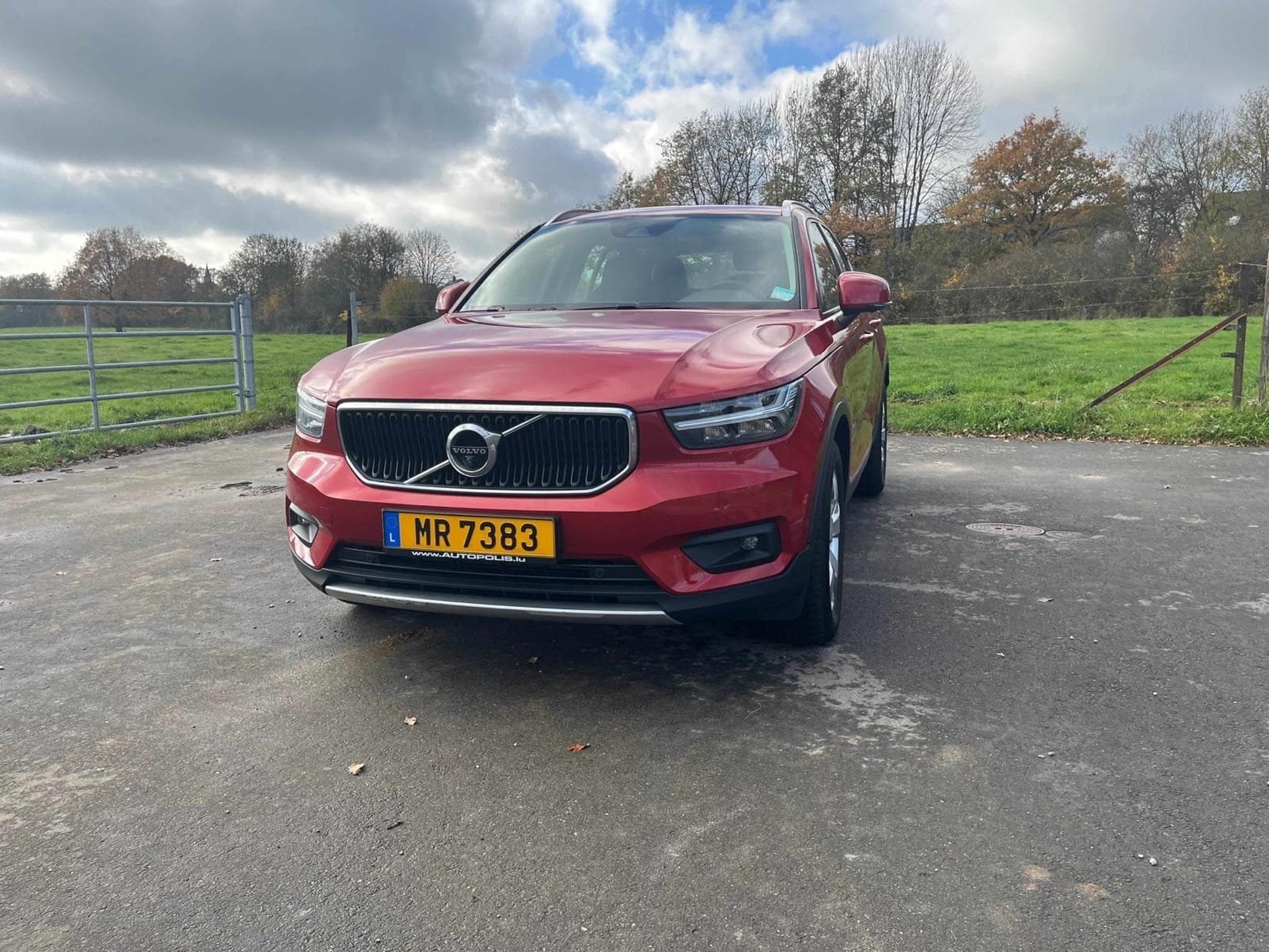 Volvo XC40 T3 (2018) - Photo 1