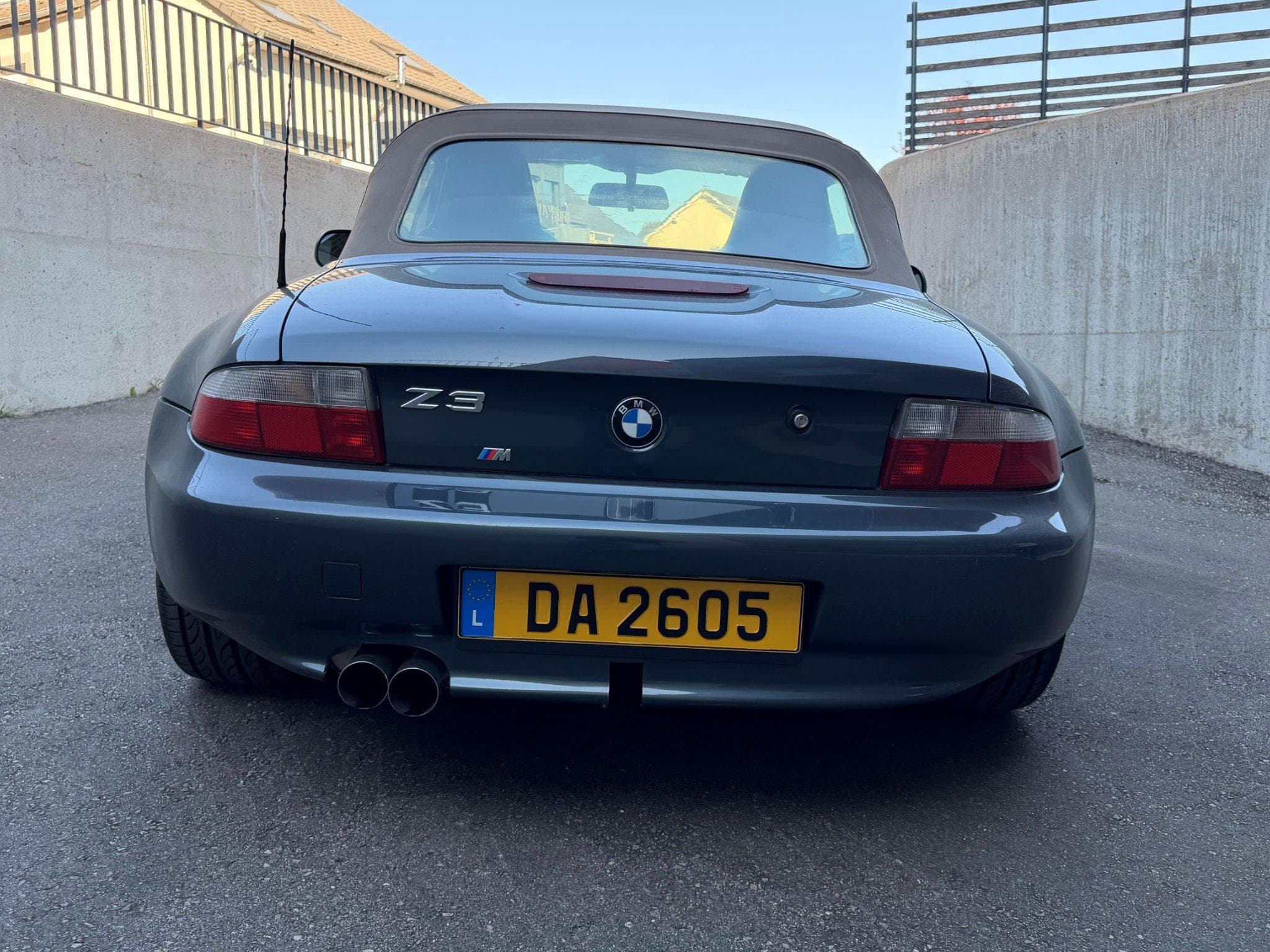 BMW Z3 2.8 Individual - orinoco - Einsenmann (1999) - Photo 2