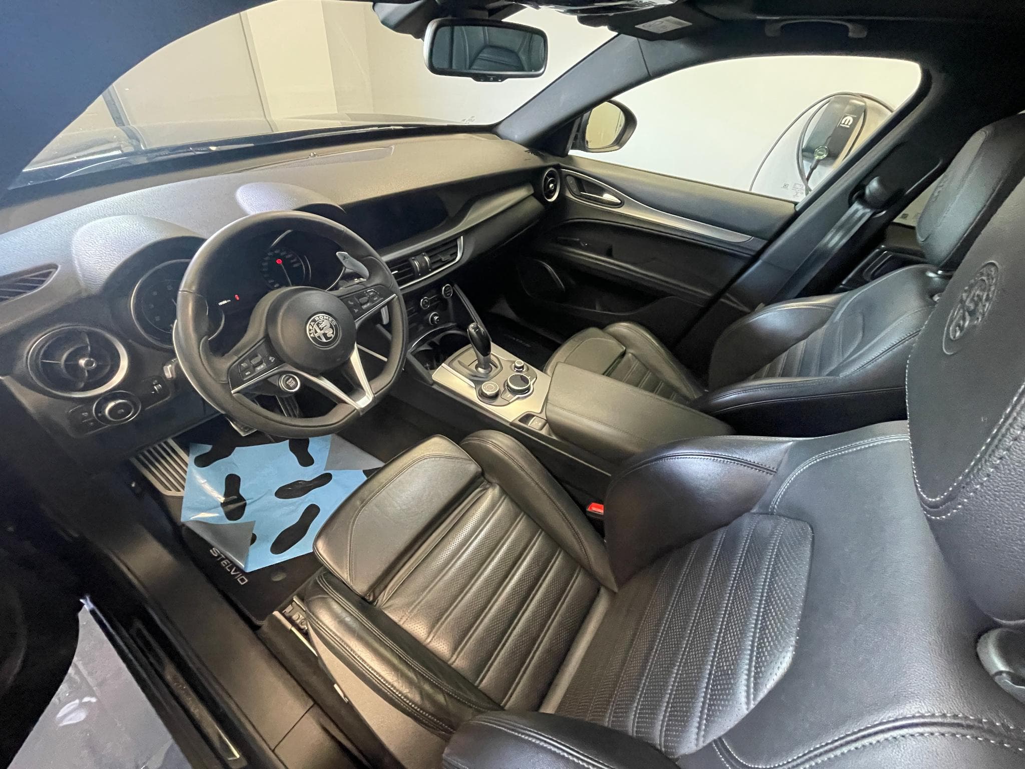 Alfa-Romeo Stelvio Super 2.0 Q4 (2018) - Photo 3