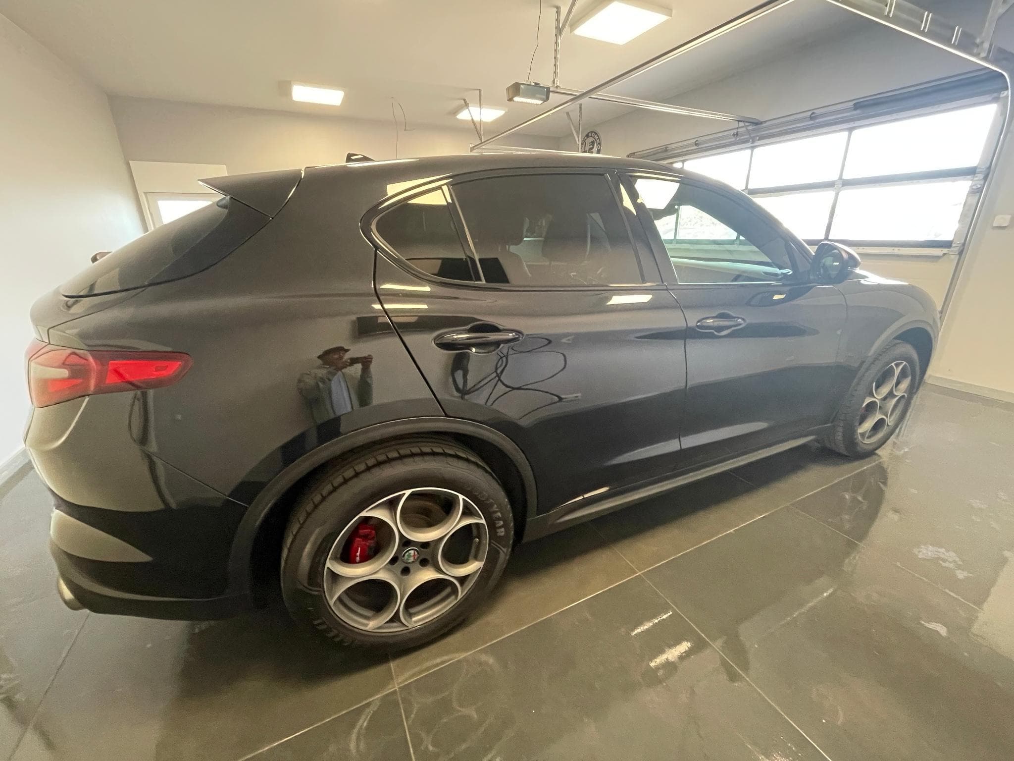 Alfa-Romeo Stelvio Super 2.0 Q4 (2018) - Photo 4