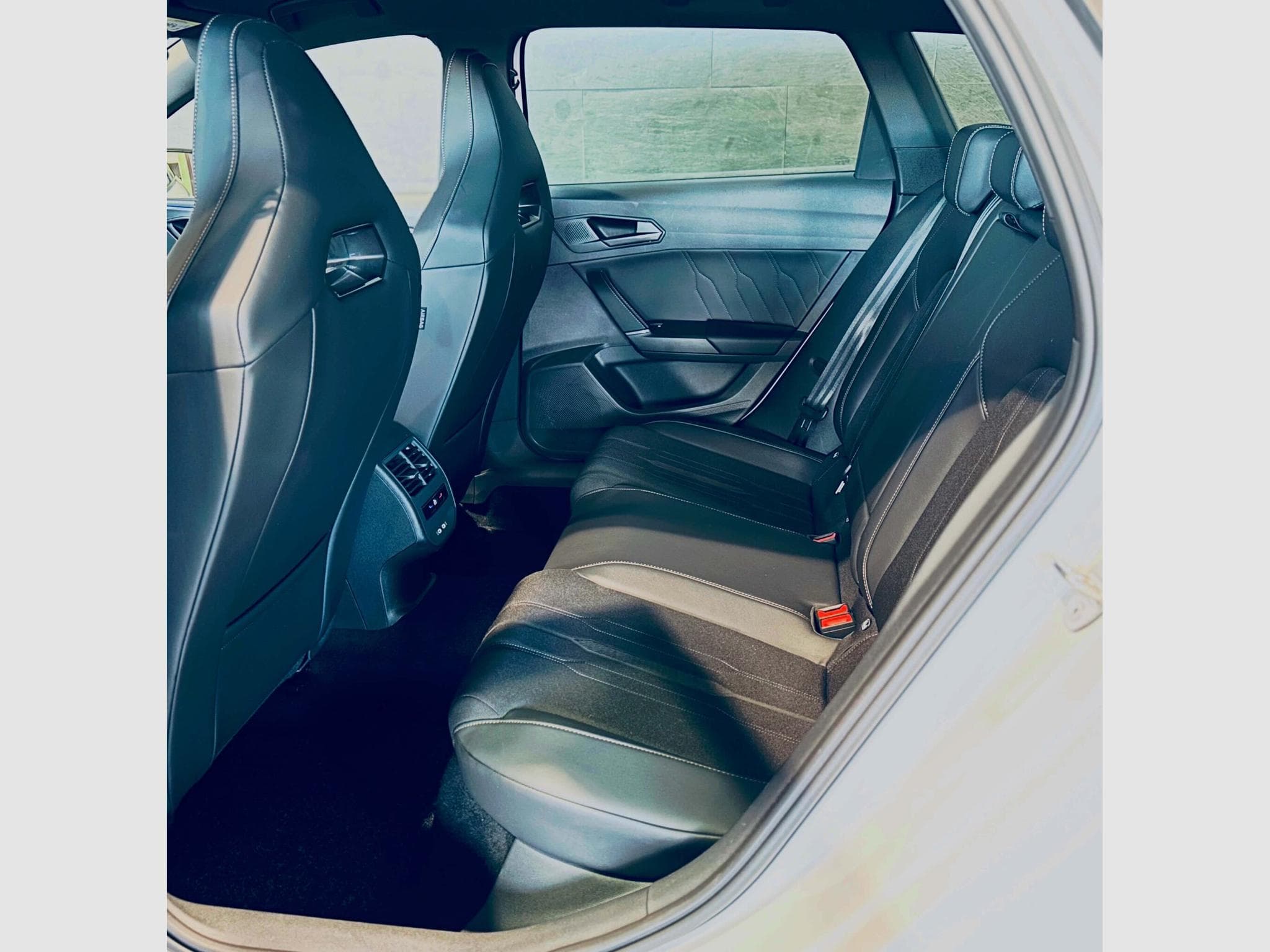 Cupra Leon LEON SPORTSTOURER VZ TSI DSG (2024) - Photo 14