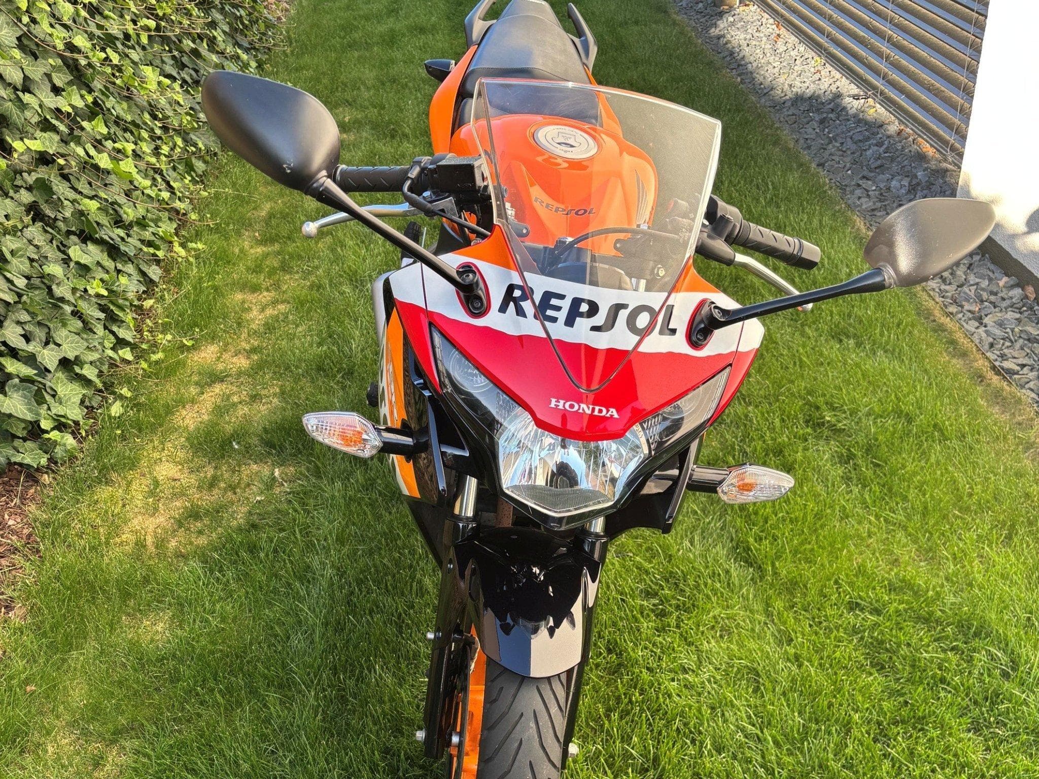 Honda CBR Repsol (2004) - Photo 3