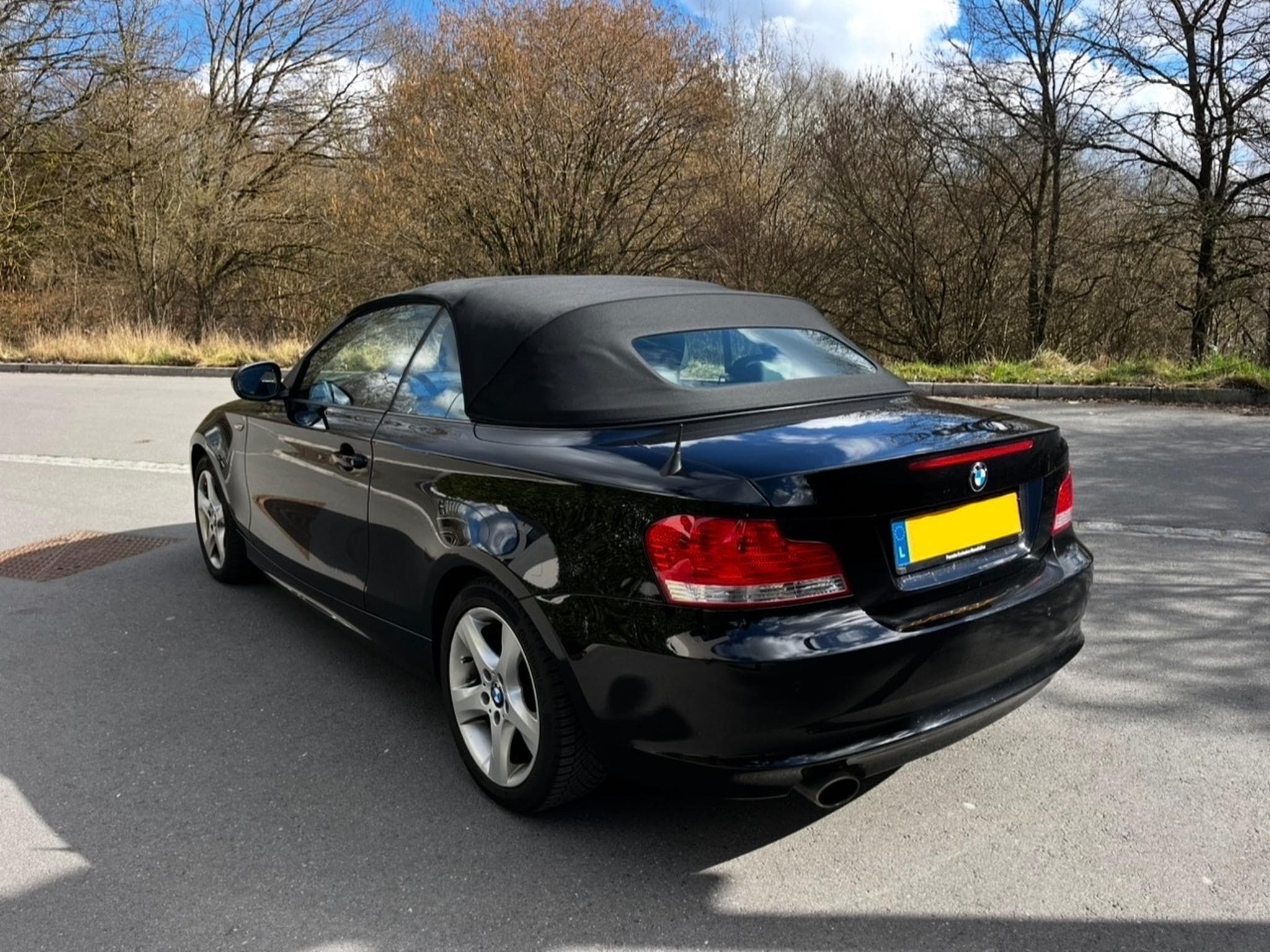 BMW 118 118i Cabriolet / Leather / Bluetooth (2010) - Foto 4