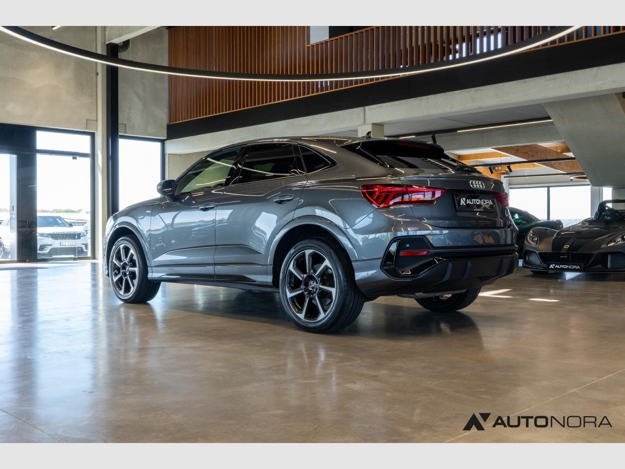 Audi Q3 45 TFSI quattro Sportback S line (2020) - Photo 8