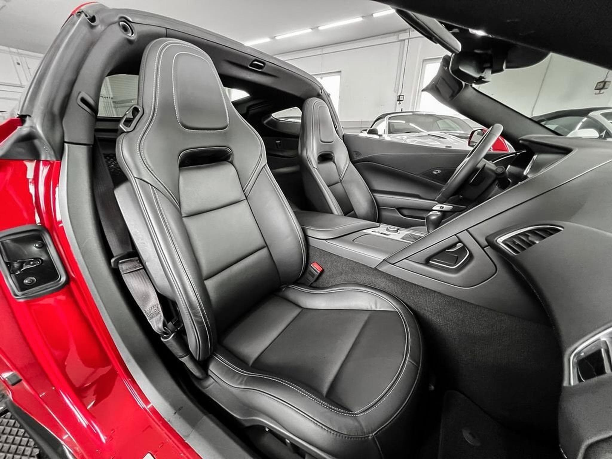 Chevrolet Corvette Stingray (2015) - Photo 9