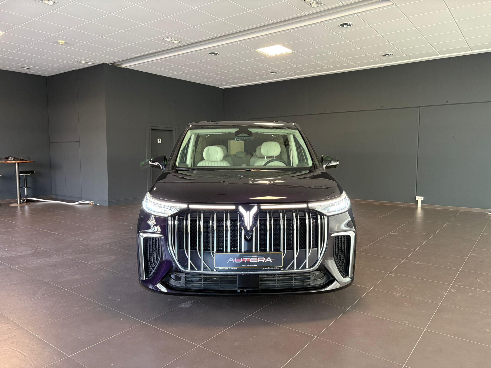 VOYAH CARS DREAM 1.5 PHEV 7 PLACES FULL HYBRID (2026) - Photo 2