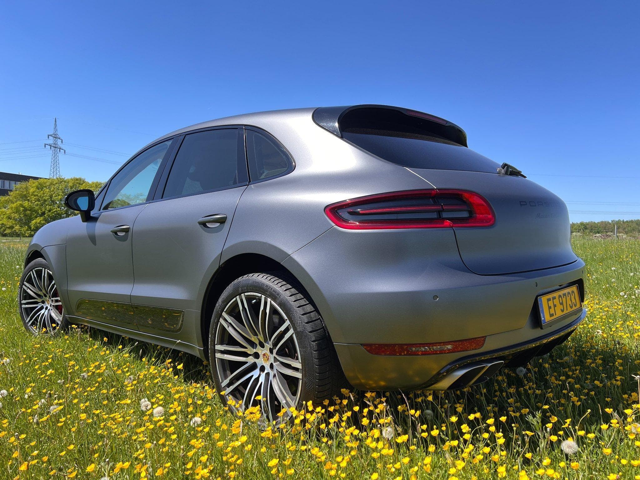 Porsche Macan TURBO (2015) - Foto 4