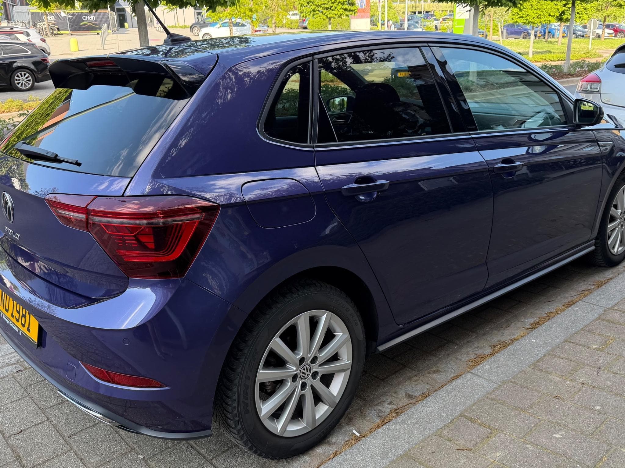 VW Polo R Line (2021) - Foto 13