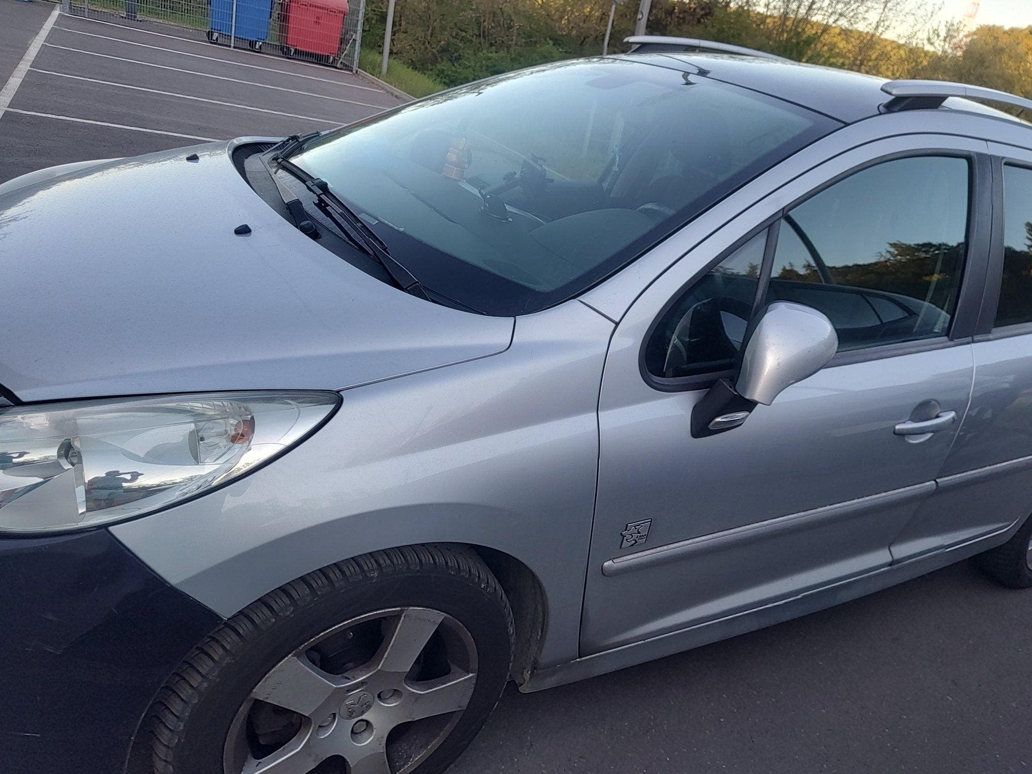 Peugeot 207 SW Sport-automatic (2010) - Photo 3