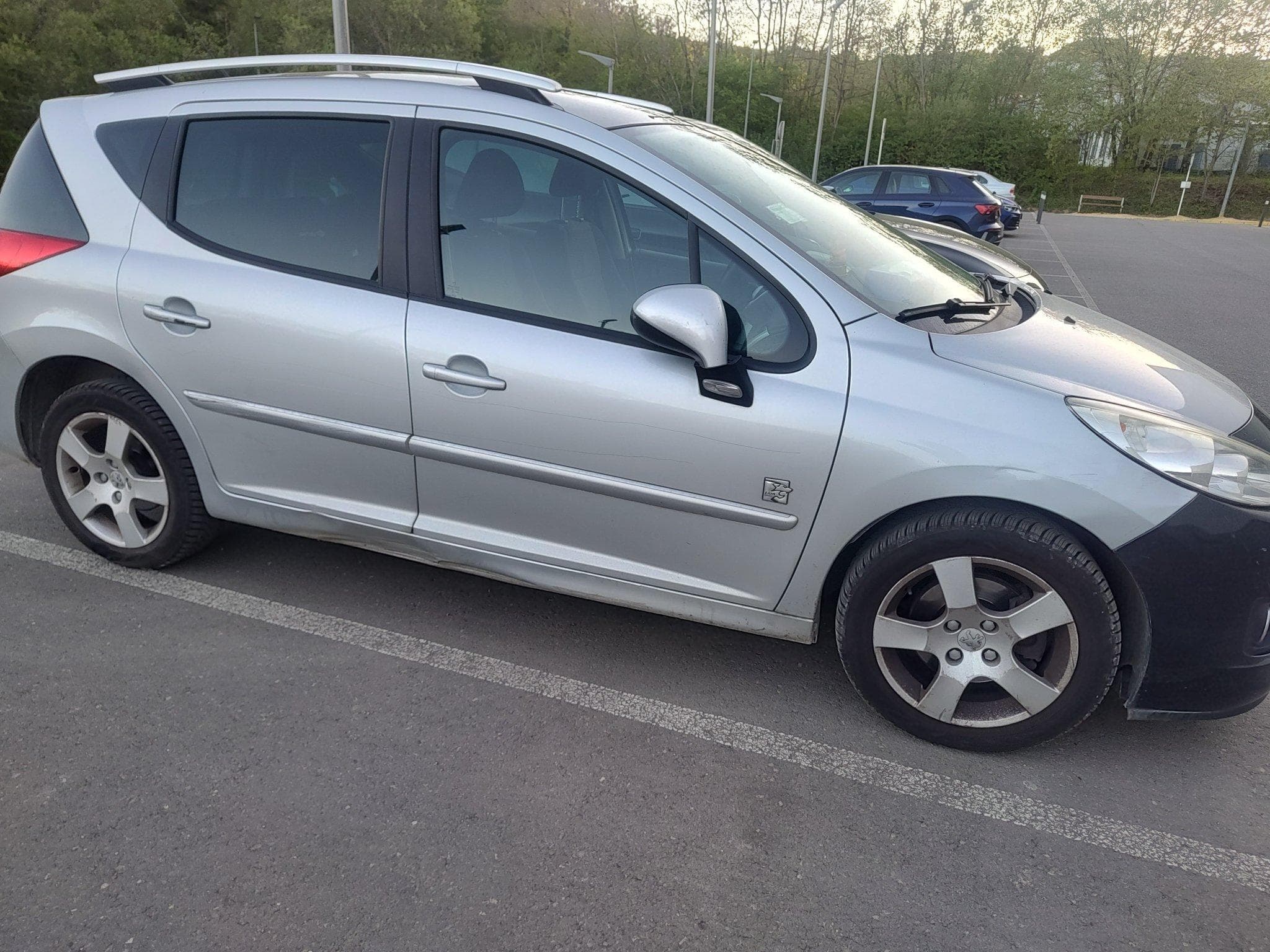 Peugeot 207 SW Sport-automatic (2010) - Photo 1