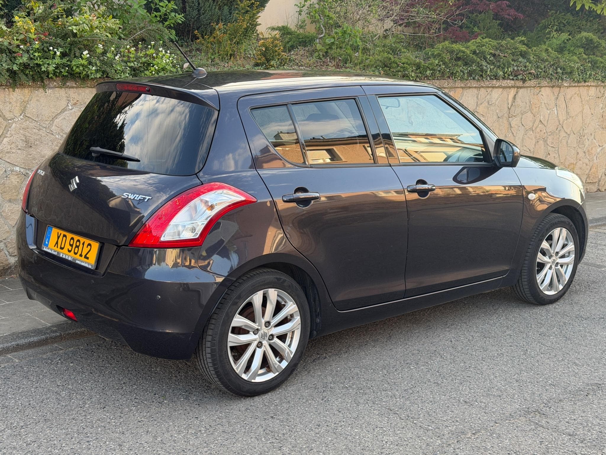 Suzuki Swift 1.2 automatic (2014) - Foto 1
