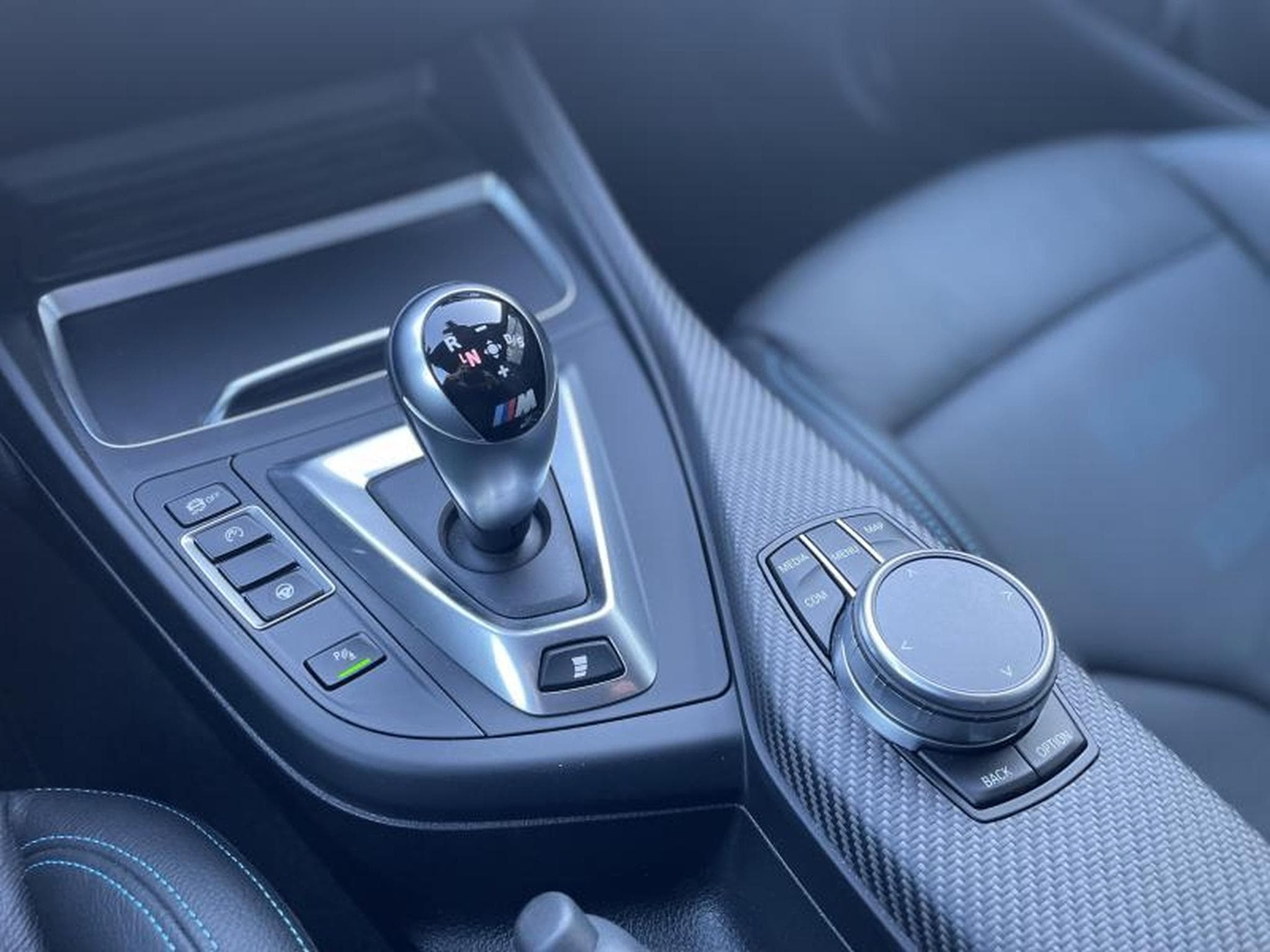 BMW M2 compétition (2020) - Foto 13