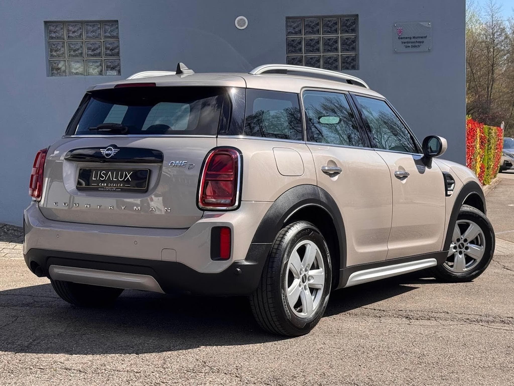 Mini Countryman ONE D SIEGES CHAUFFANTS CUIR 1 ERE MAIN (2022) - Photo 2