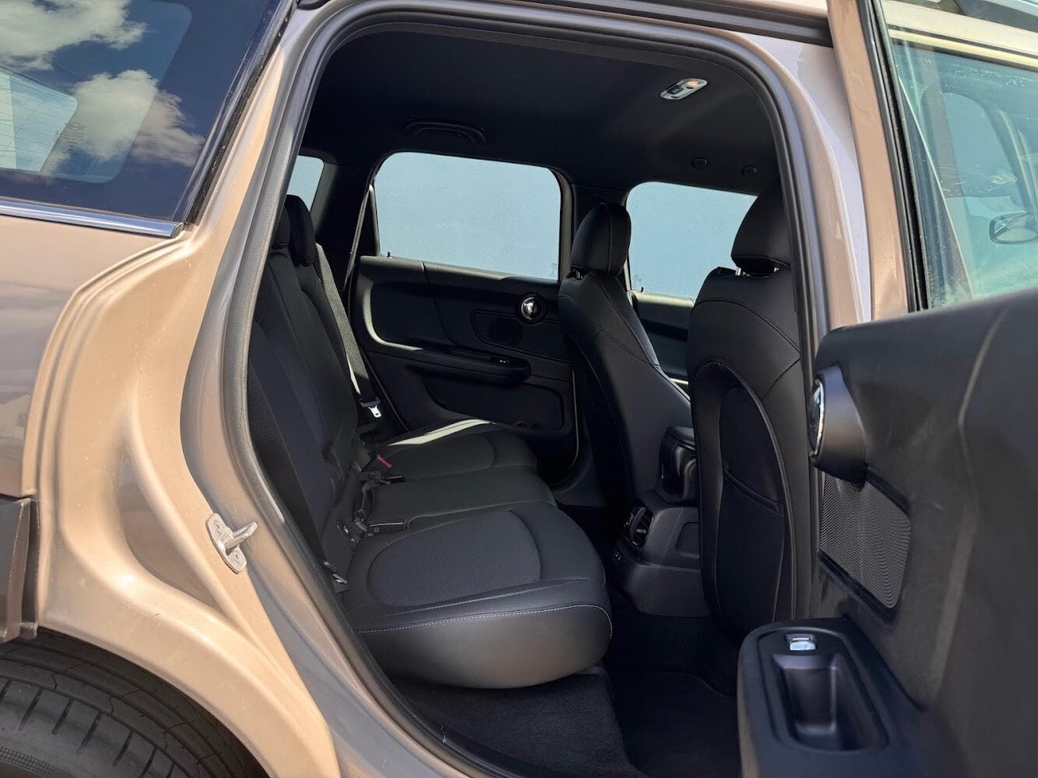 Mini Countryman ONE D SIEGES CHAUFFANTS CUIR 1 ERE MAIN (2022) - Photo 11