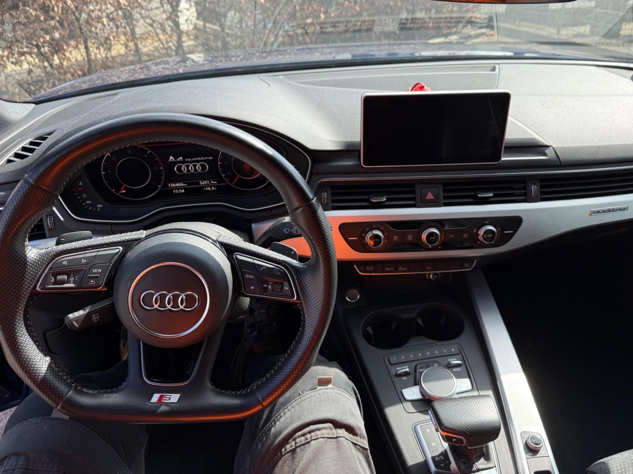 Audi A4 S-line Sport (2017) - Photo 8