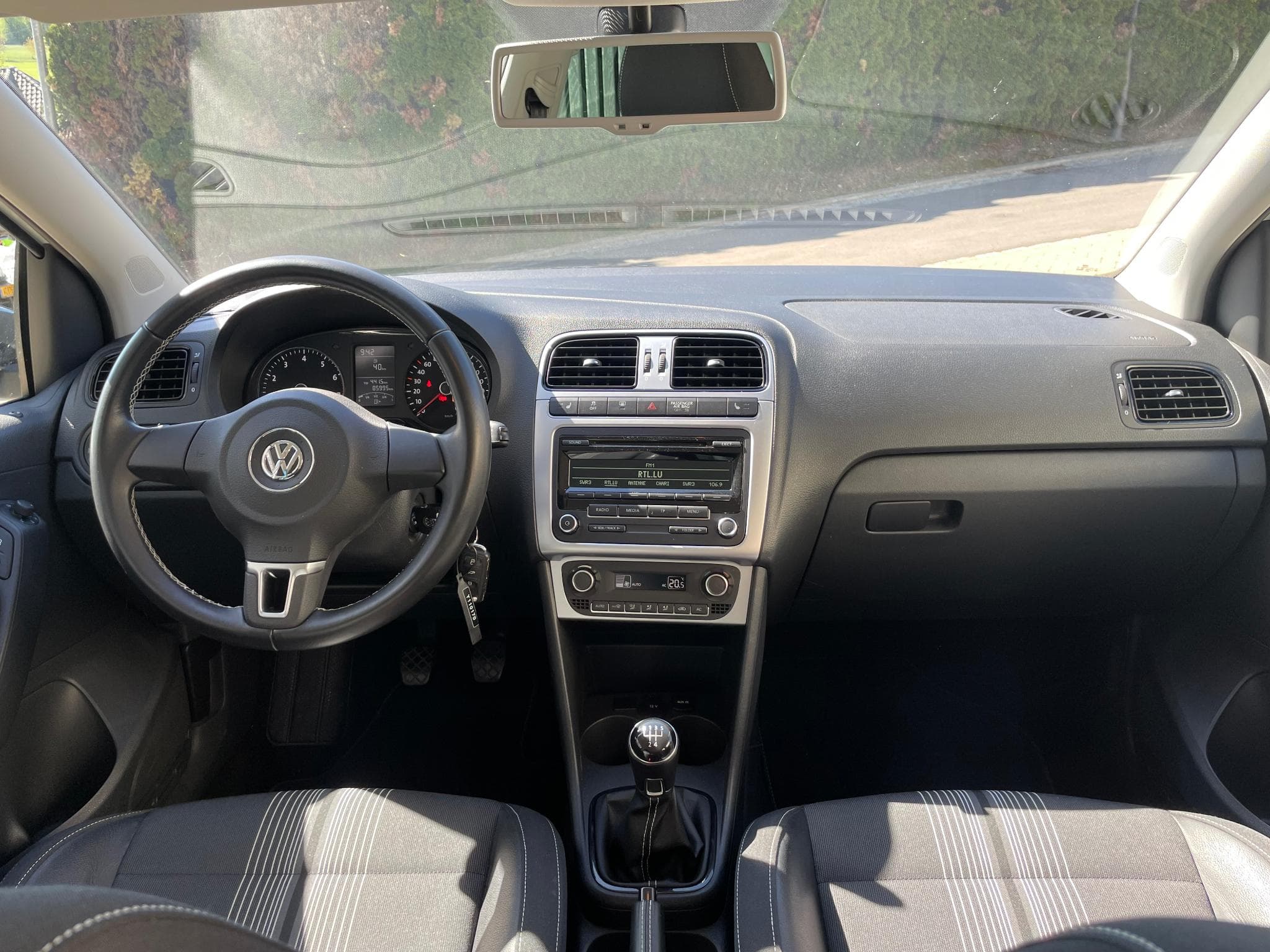 VW Polo 1.2 Tsi Match 90ps (2012) - Foto 6