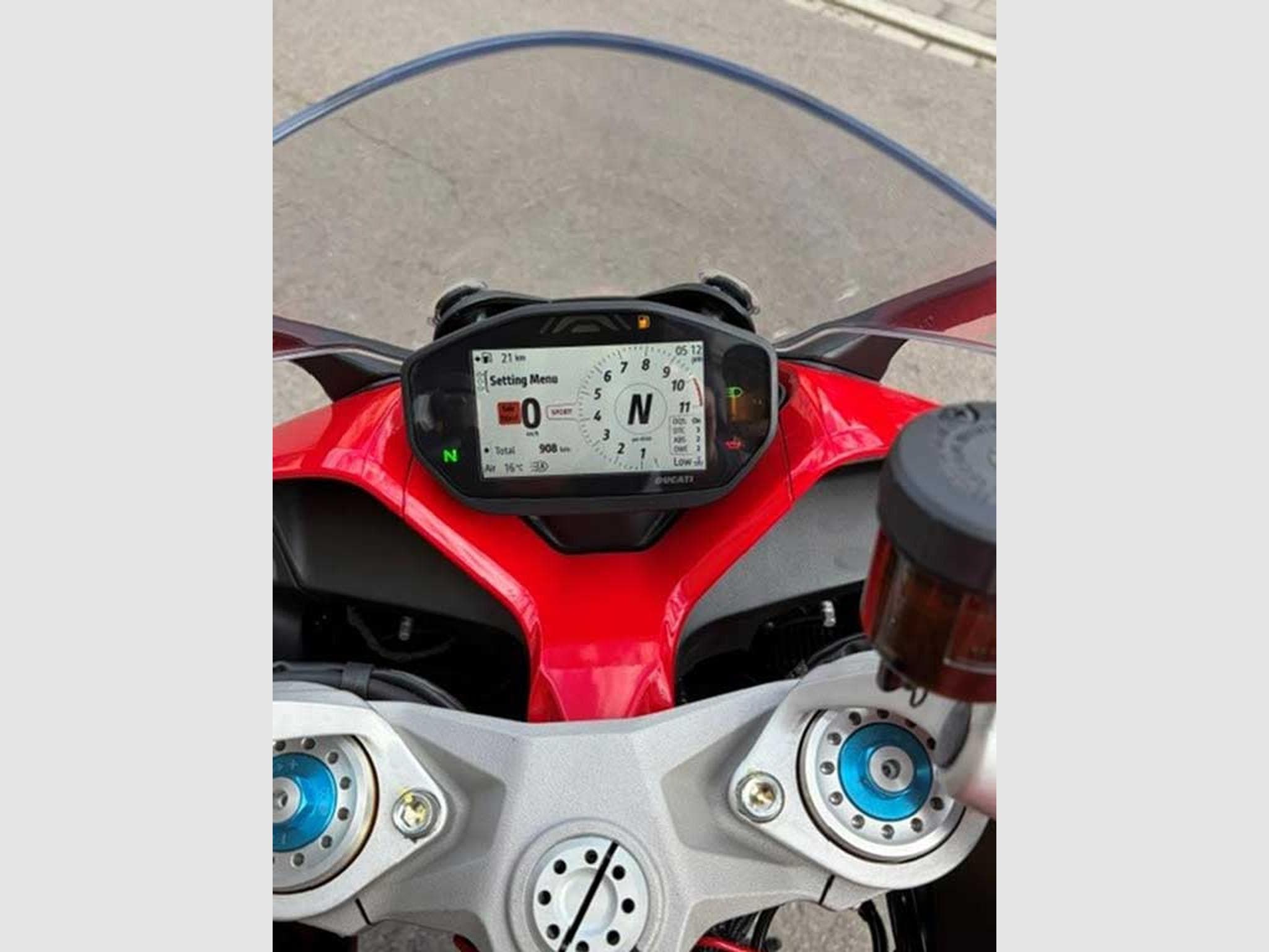 Ducati SuperSport Super Sport 950S (2024) - Photo 4
