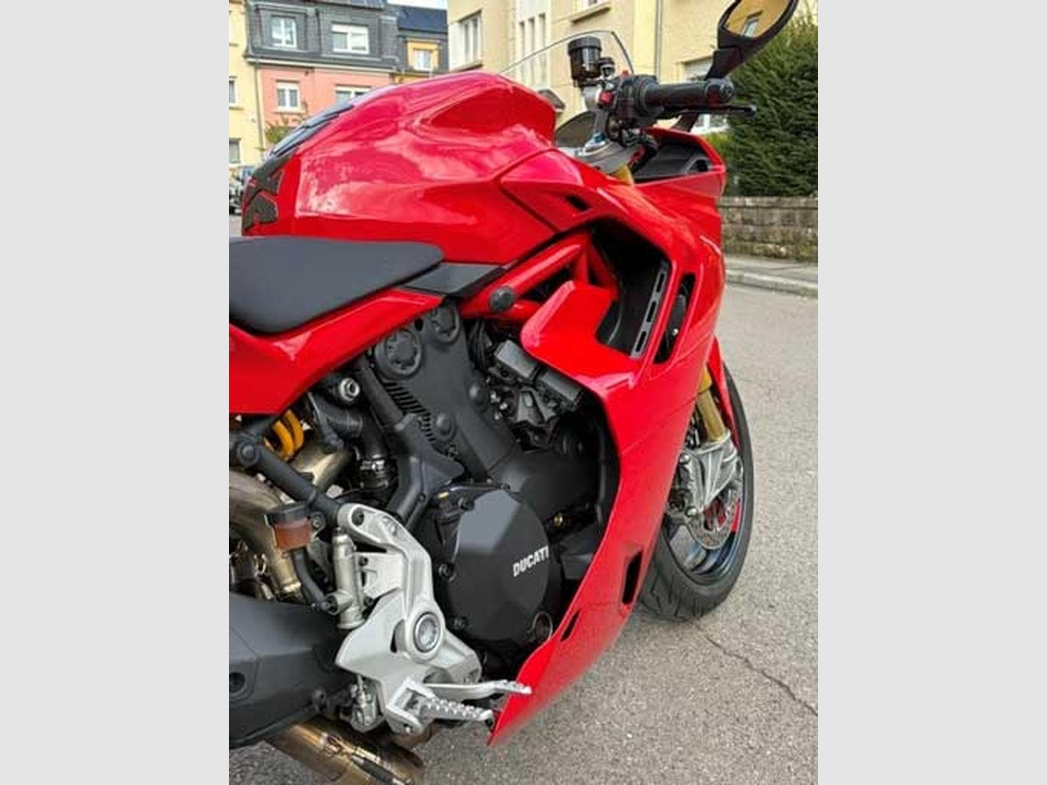 Ducati SuperSport Super Sport 950S (2024) - Photo 10