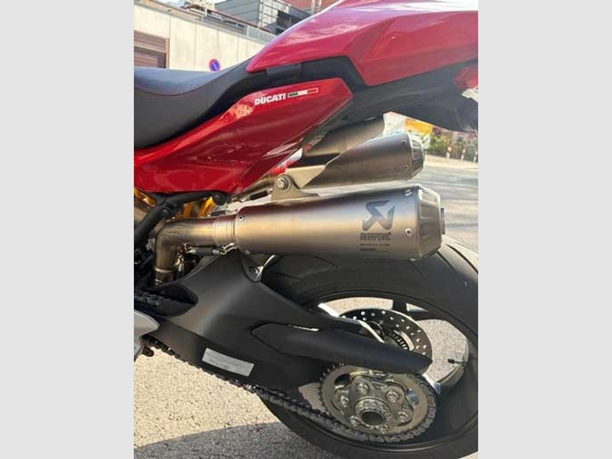 Ducati SuperSport Super Sport 950S (2024) - Photo 14