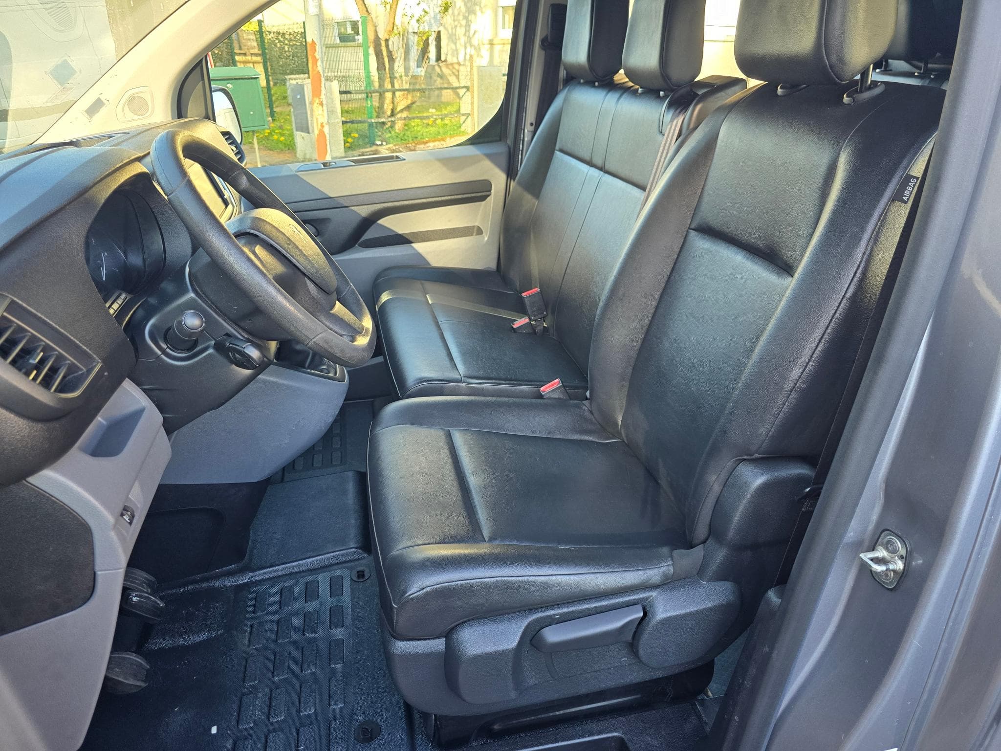 Peugeot Expert double cabine 6 places 93000 kms 2020 14990 euro HTVA (2020) - Foto 11