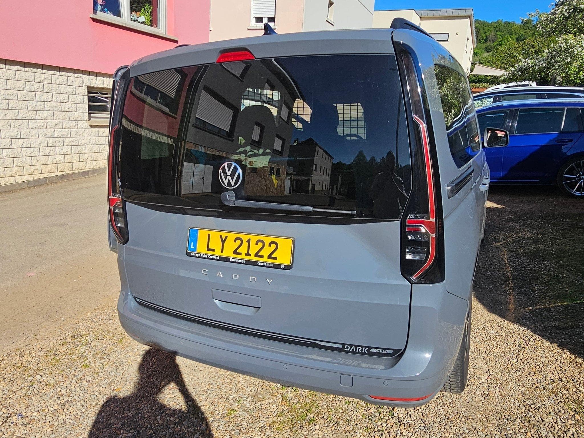 VW Caddy Dark edition (2025) - Photo 2