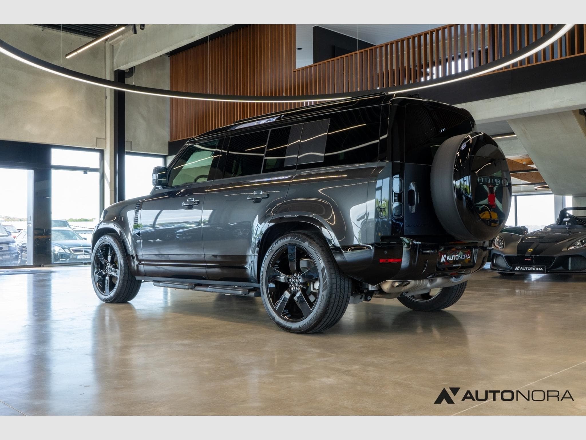 Land-Rover Defender 110 D350 X-Dynamic HSE (2025) - Foto 8