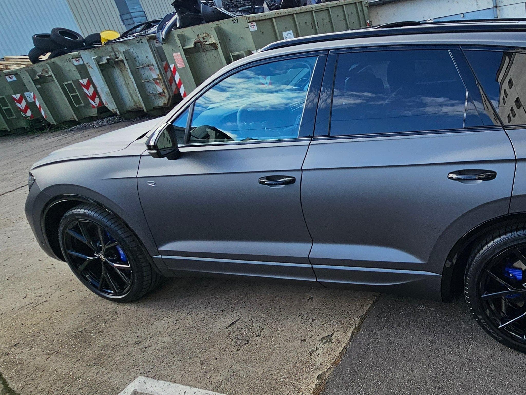 VW Touareg R Hydride (2024) - Photo 4