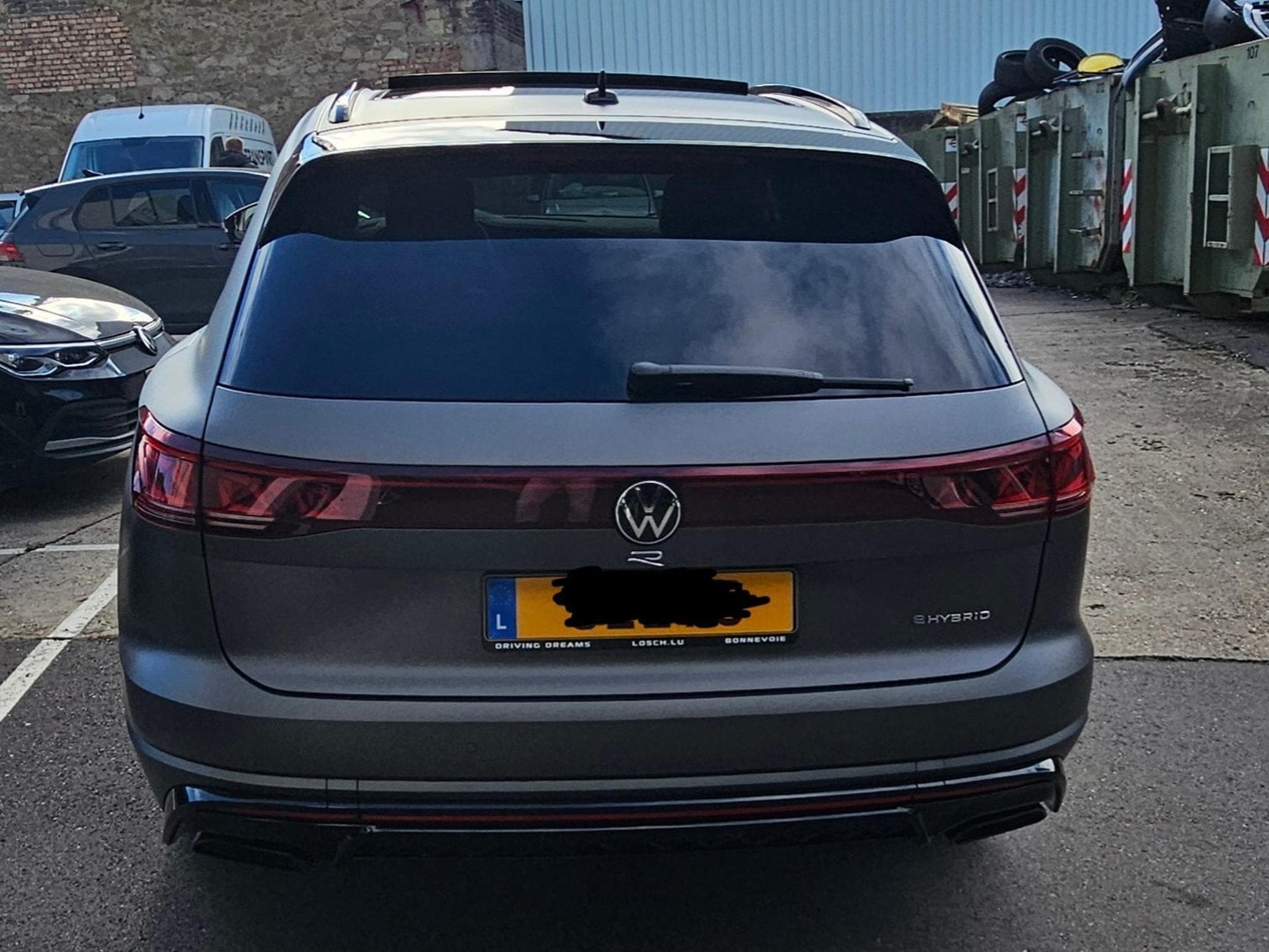 VW Touareg R Hydride (2024) - Photo 6