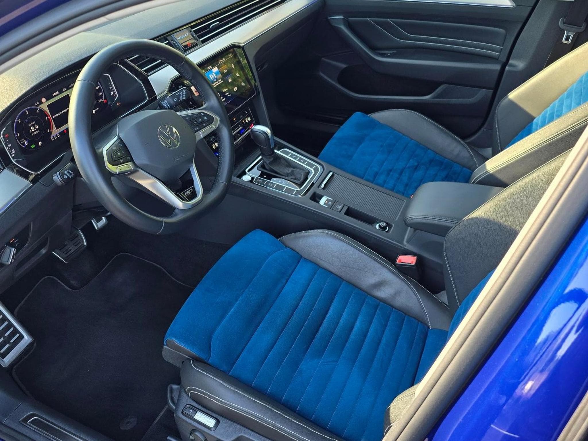 VW Passat 4M R-Line VW-Garantie top Ausstattung (2022) - Photo 2