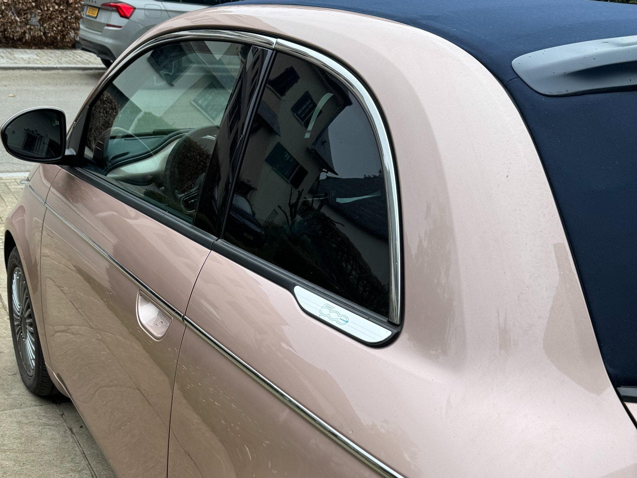 Fiat 500 42 kWh (2023) - Photo 2