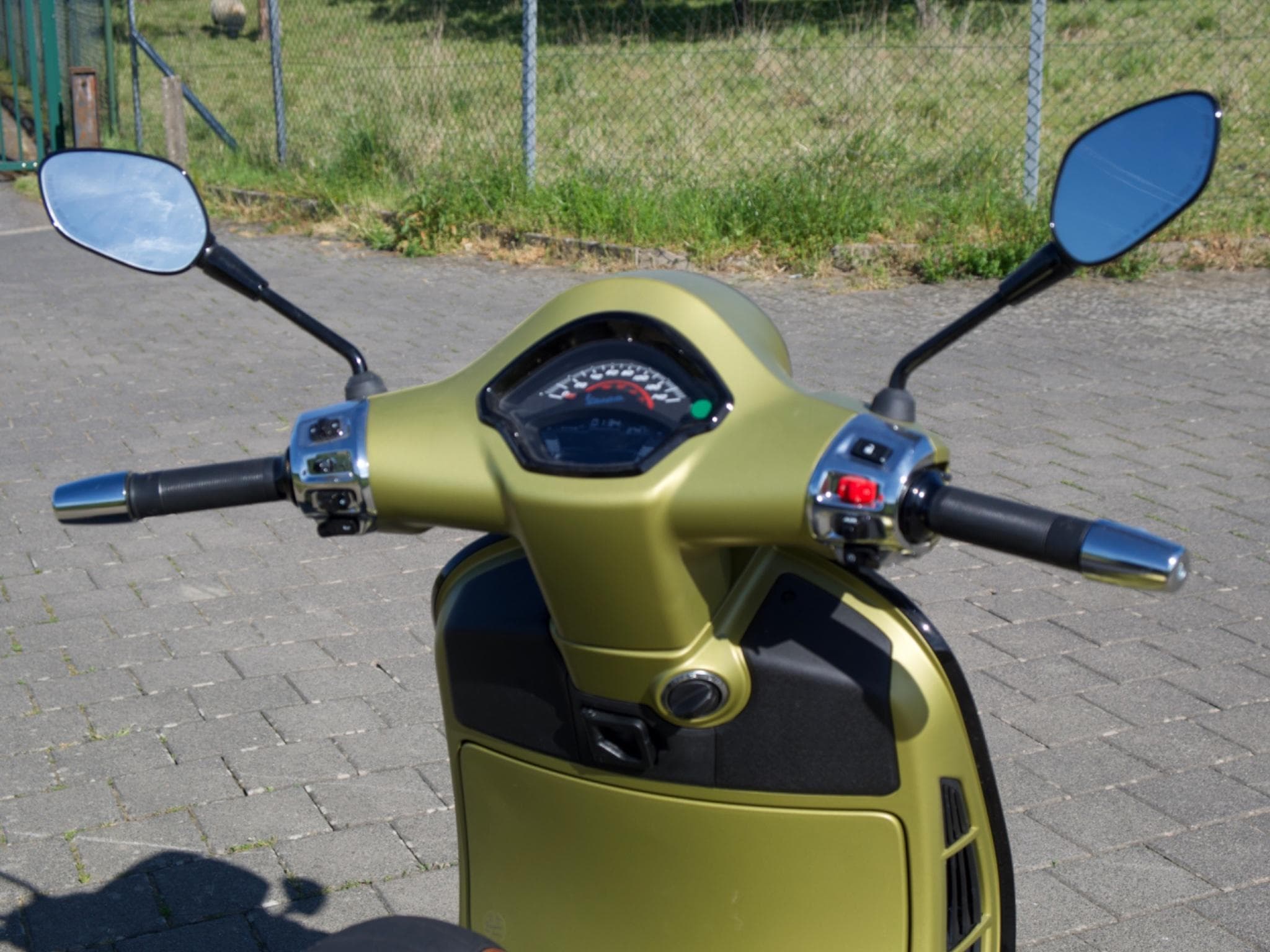 Vespa GTS SuperSport (2023) - Foto 5