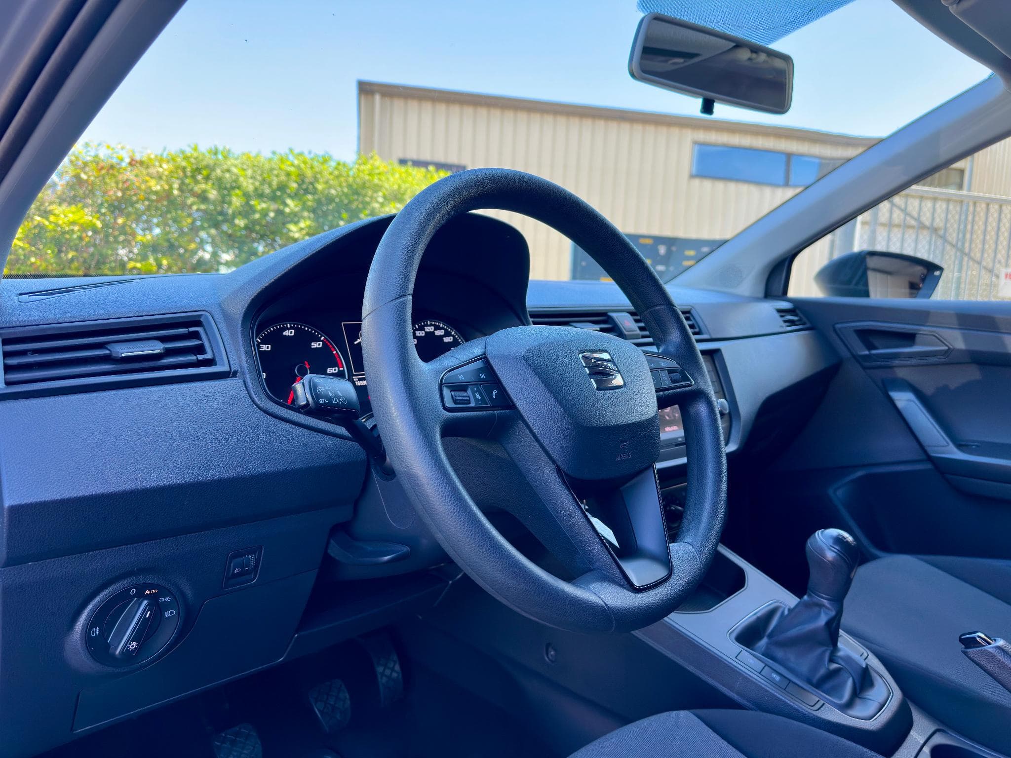 Seat Ibiza 1.6 TDI 80ch Style (2019) - Photo 13