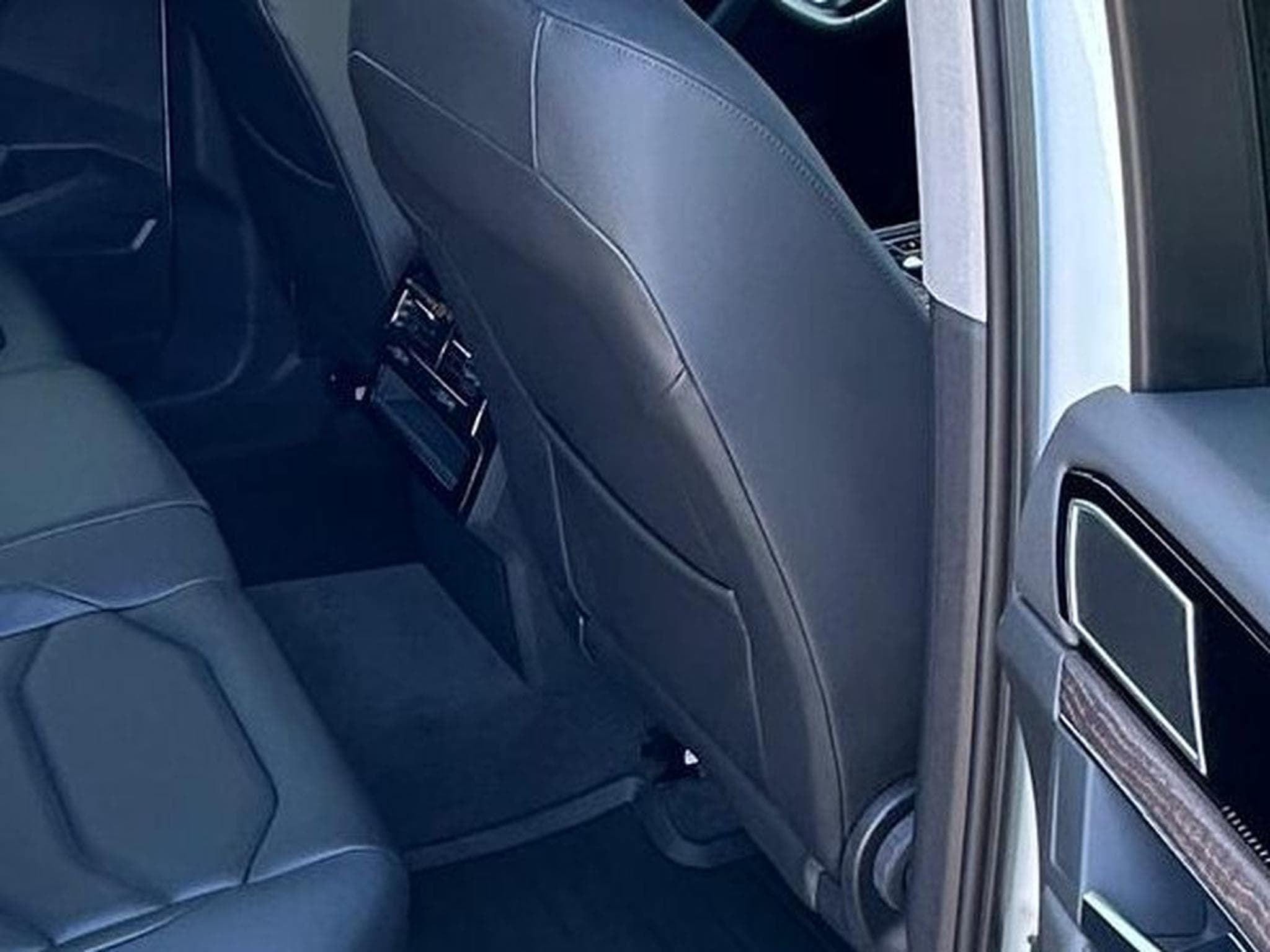 VW Touareg Elegance 3.0 V6 TDI-231CH (2024) - Foto 10