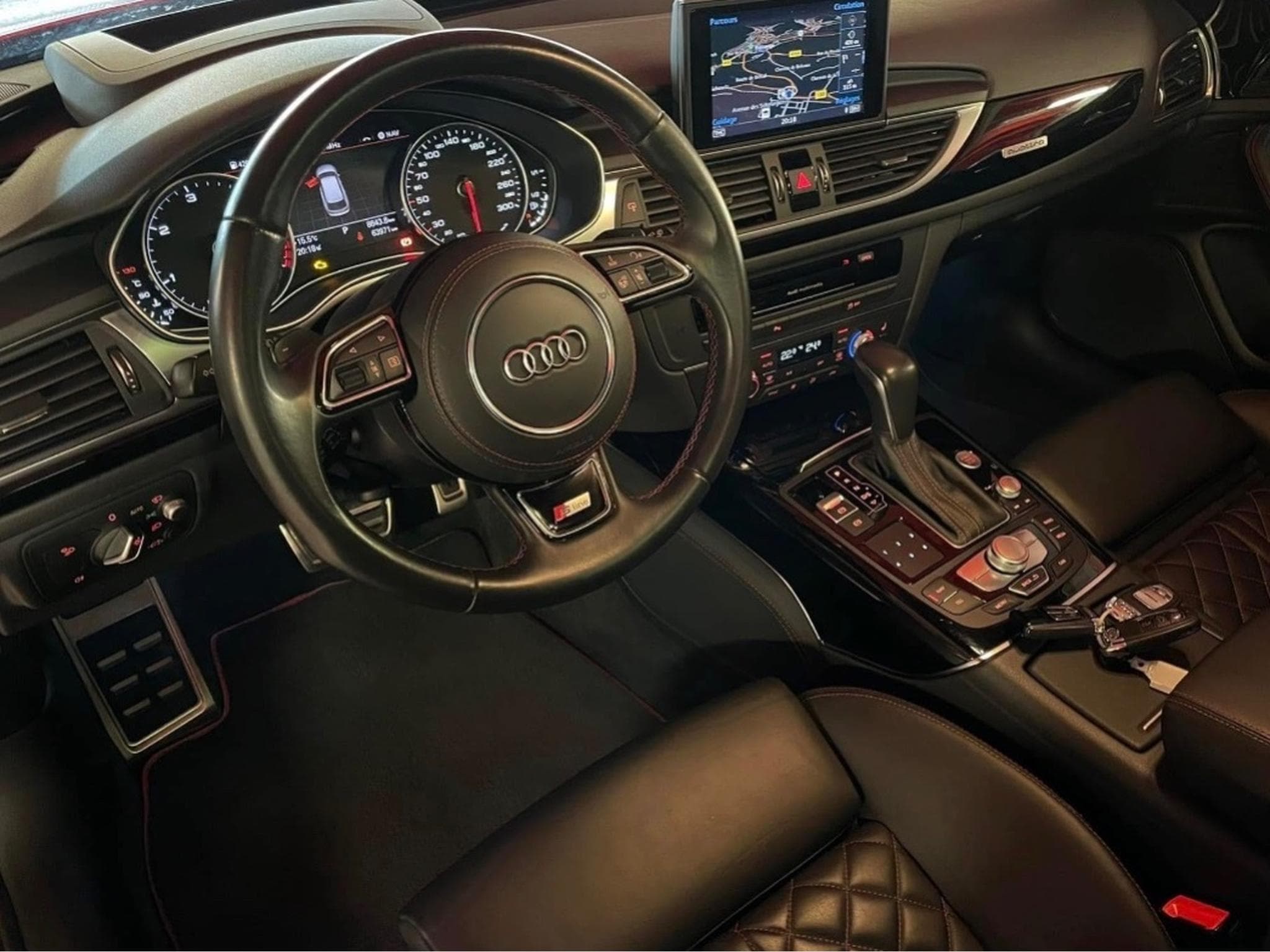 Audi A6 Exclusive 3.0 V6 Compétition Quattro (2016) - Photo 3