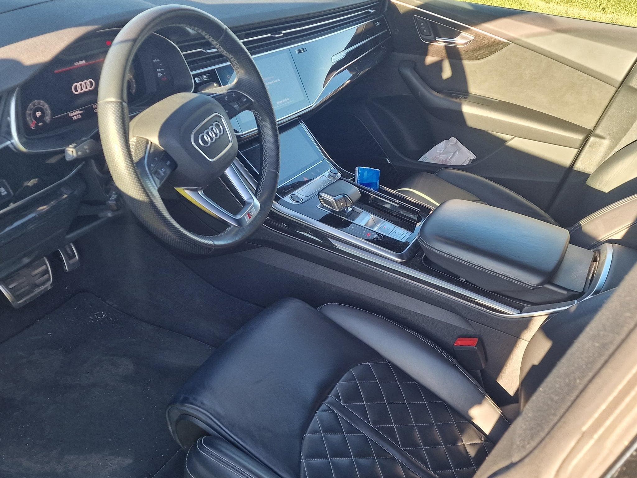 Audi Q8 55TFSI (2021) - Photo 3