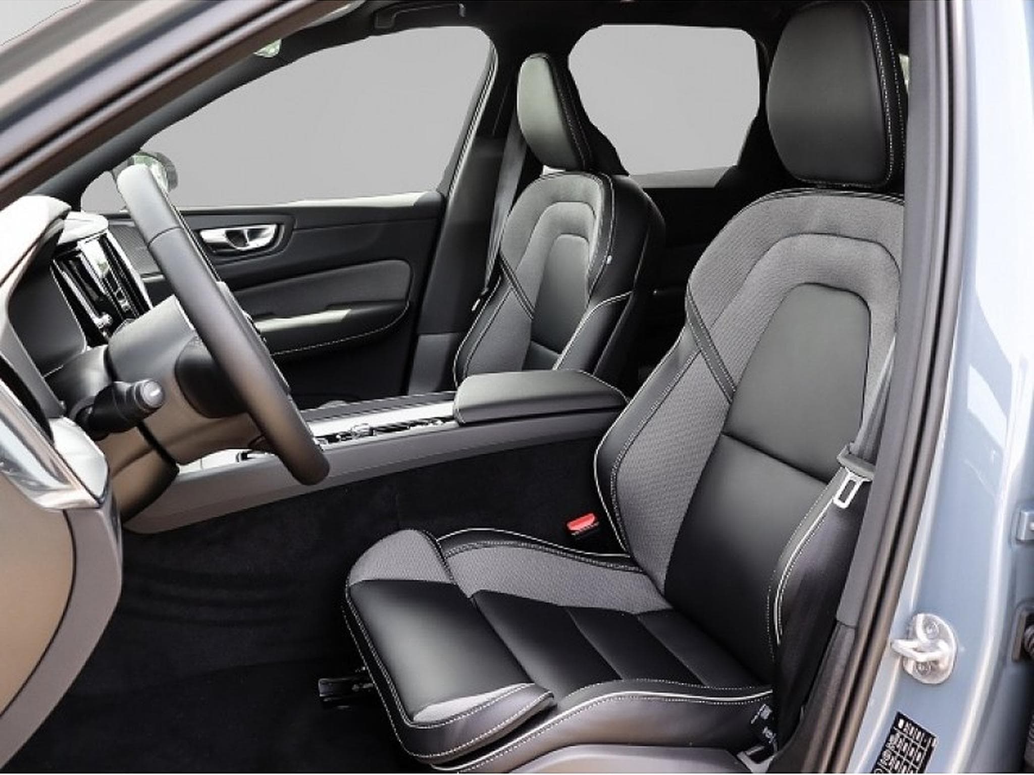 Volvo XC60 (2026) - Photo 6