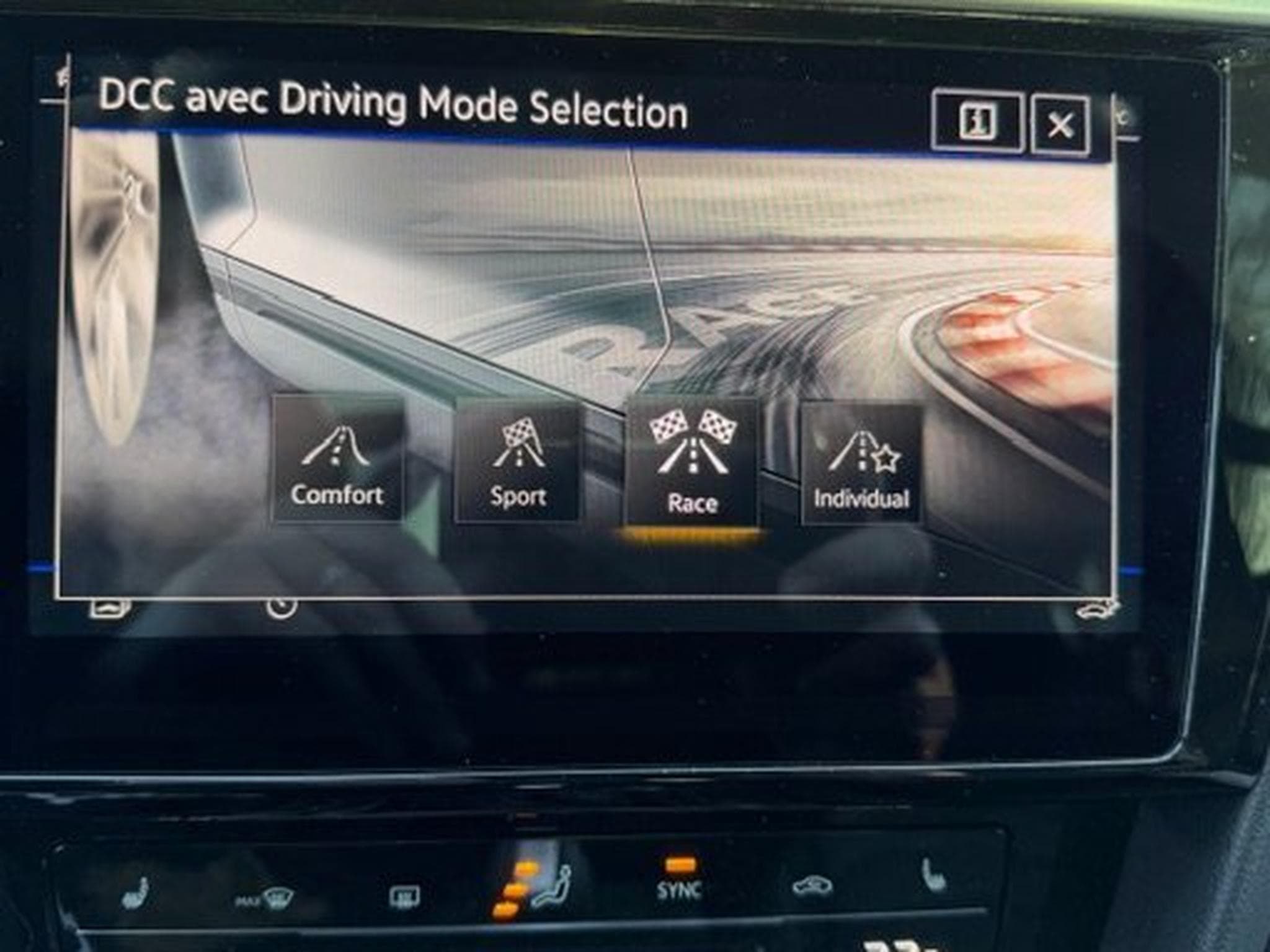 VW Arteon Arteon Shooting Brake R – DSG7 (2023) - Photo 7