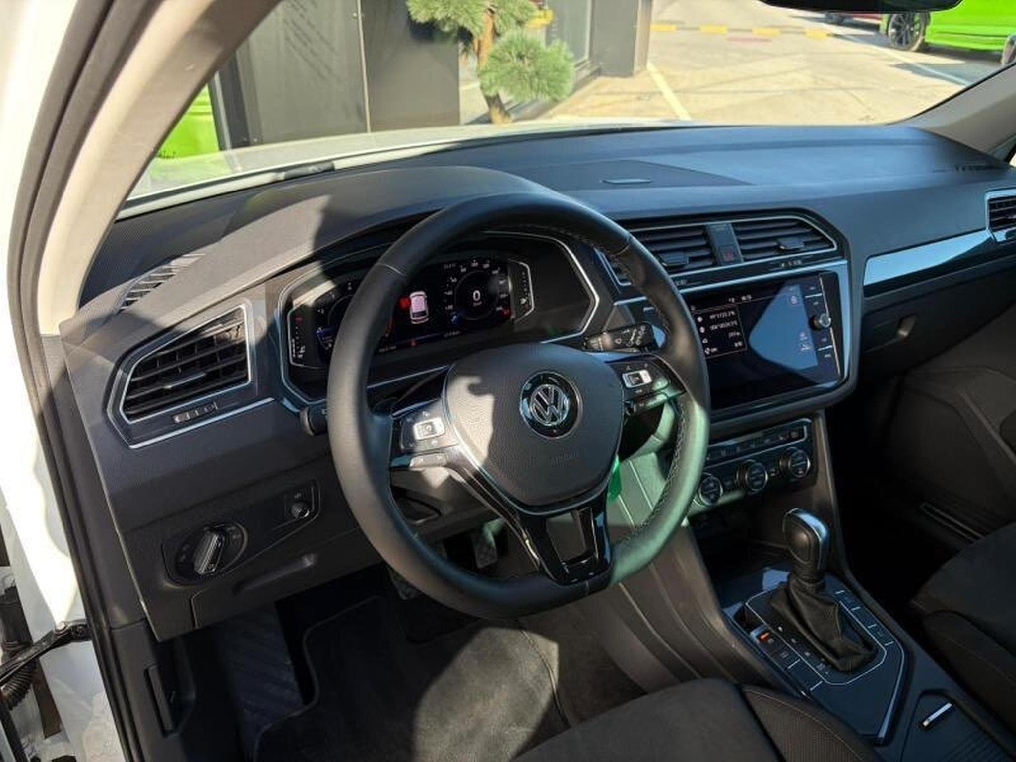 VW Tiguan III R-Line 1.5L 150CV (2020) - Photo 4