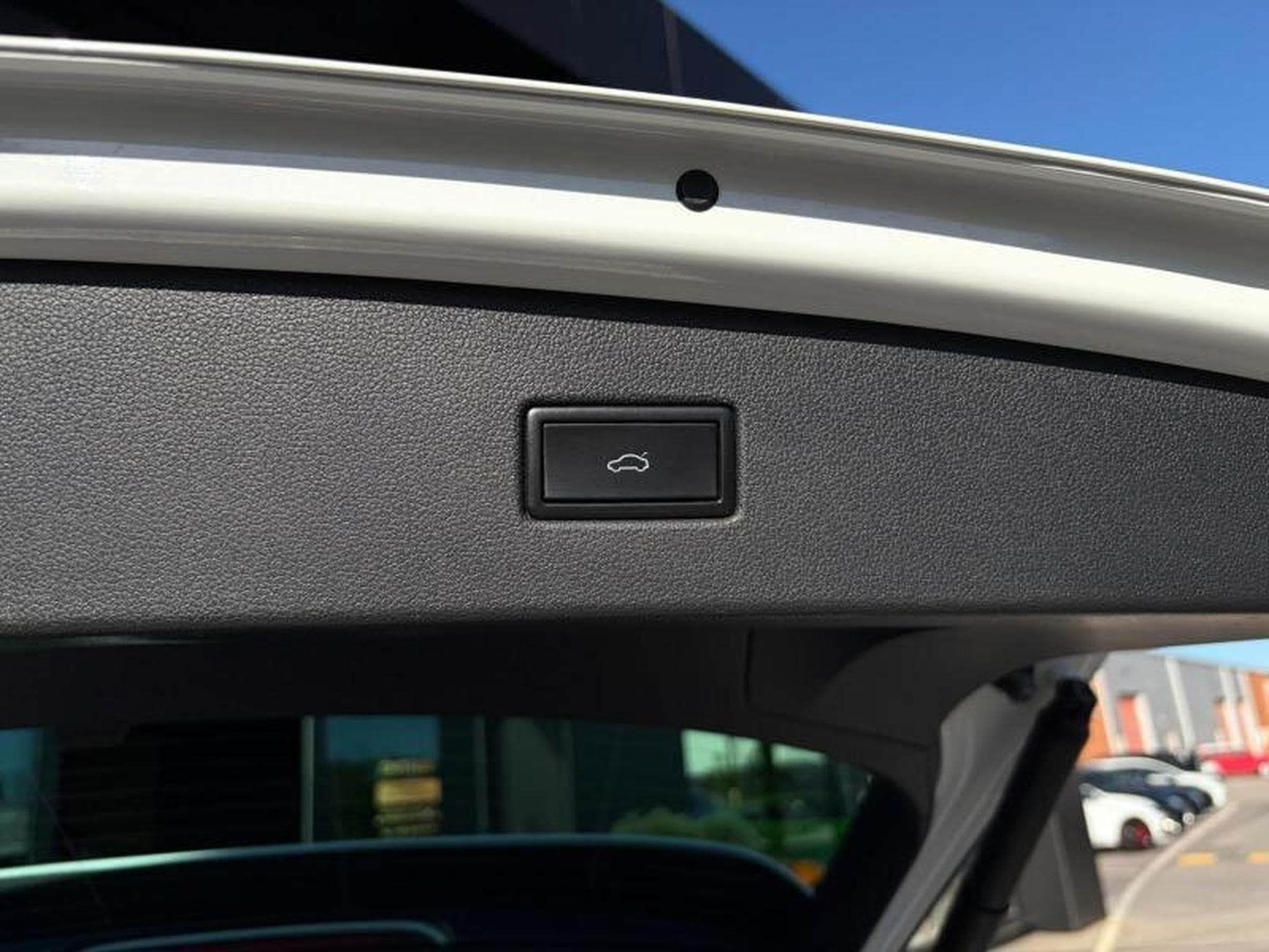 VW Tiguan III R-Line 1.5L 150CV (2020) - Photo 15