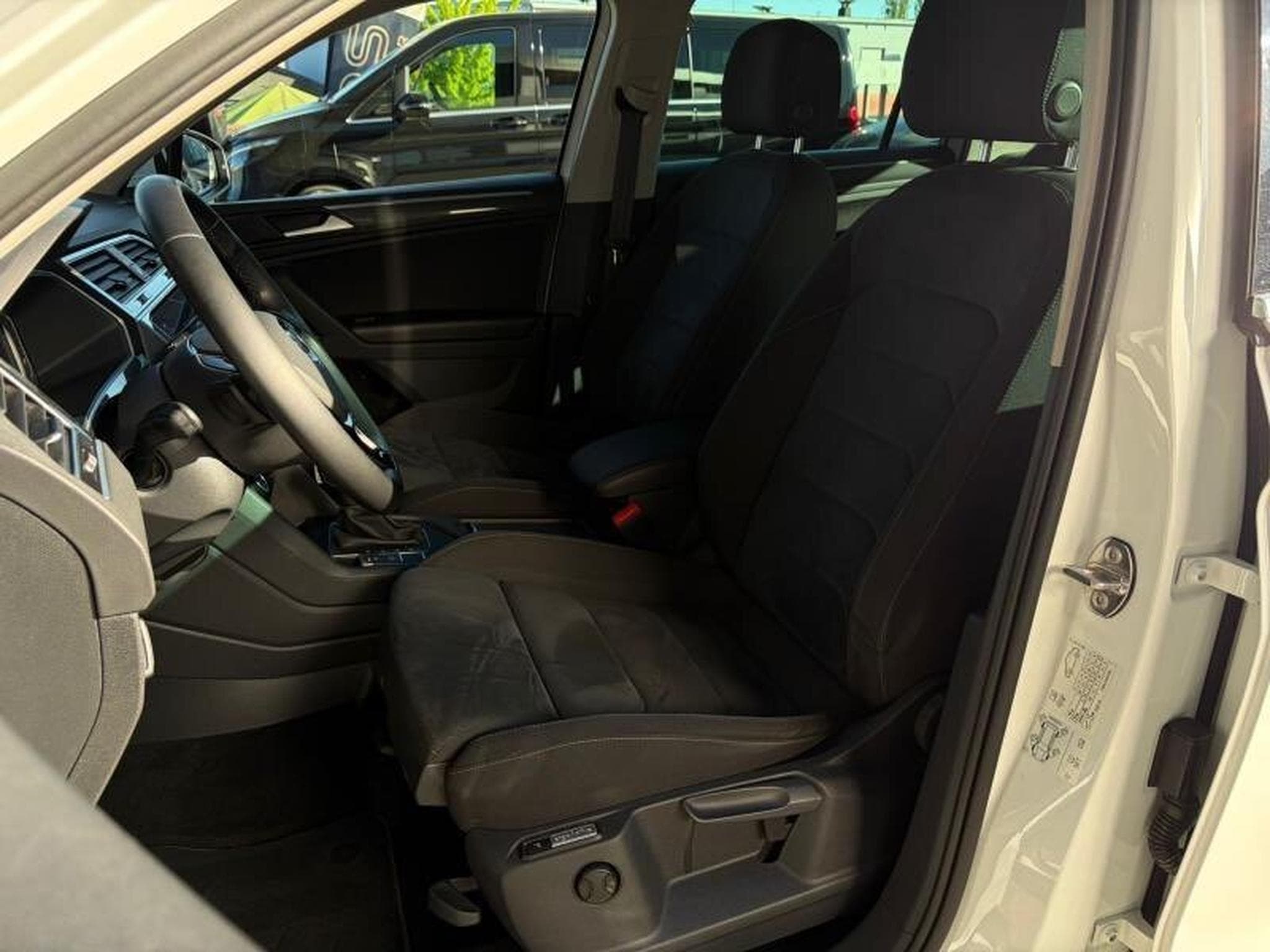 VW Tiguan III R-Line 1.5L 150CV (2020) - Photo 7
