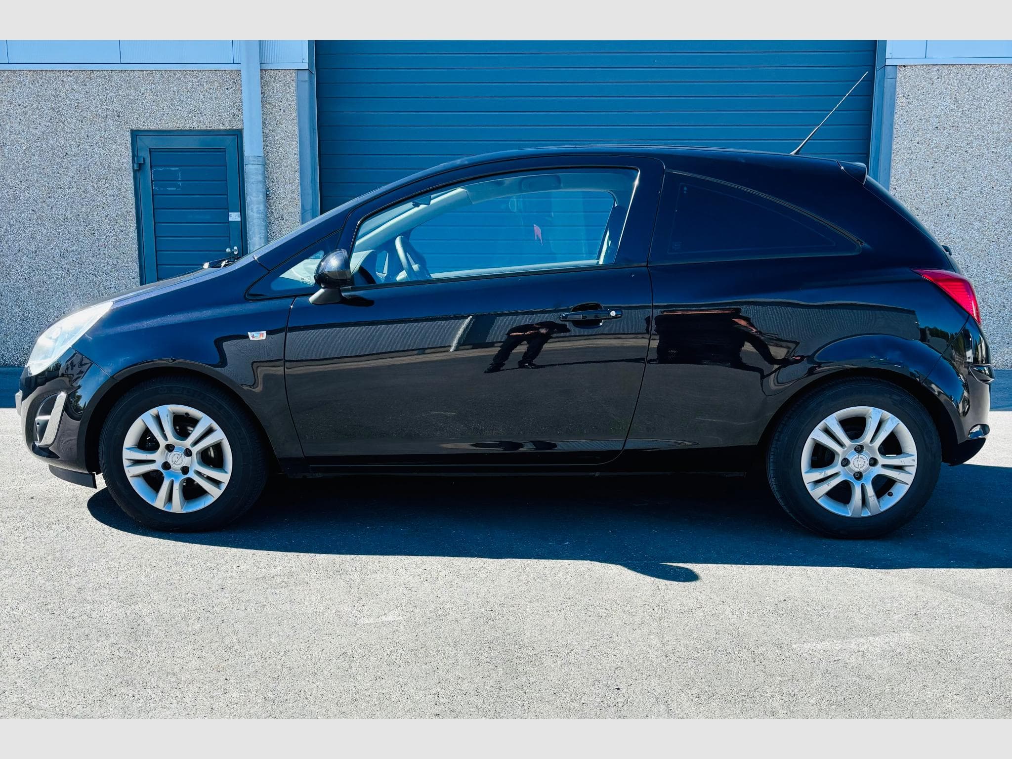 Opel Corsa (2012) - Photo 2