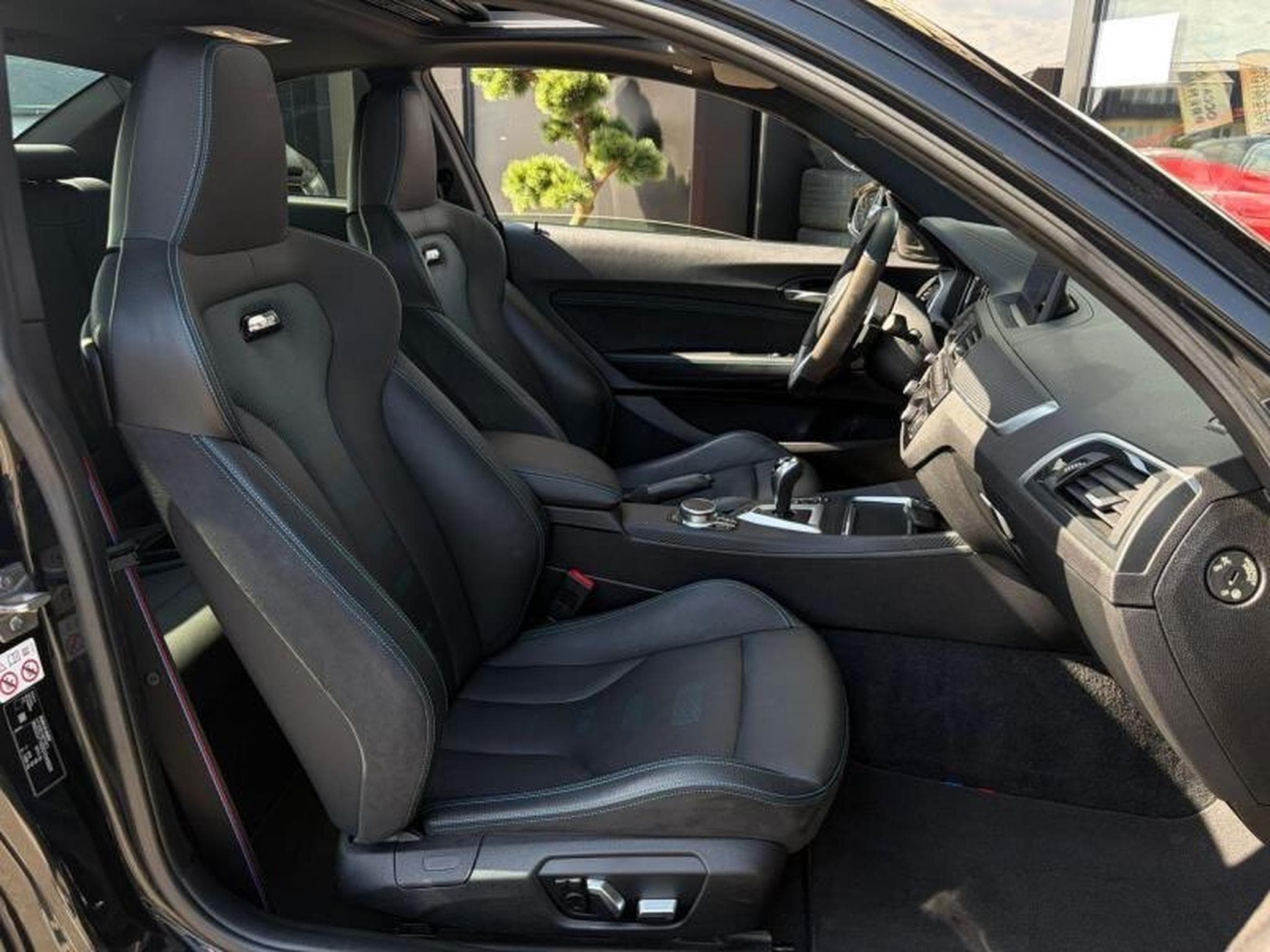 BMW M2 Competition Coupé 3.0L 411CV (2019) - Photo 9