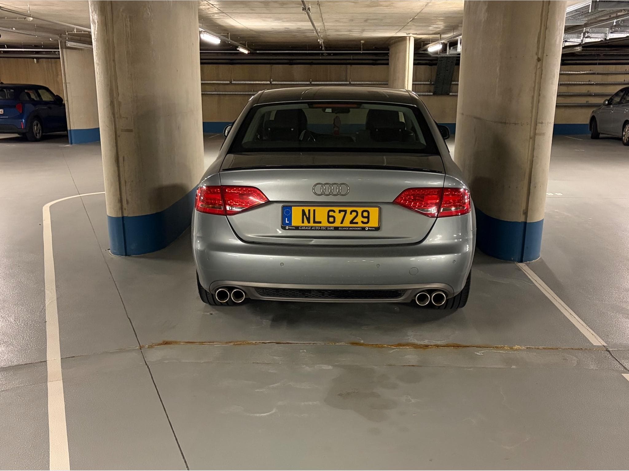 Audi A4 A4 3.0 tdi Quattro (2011) - Photo 3