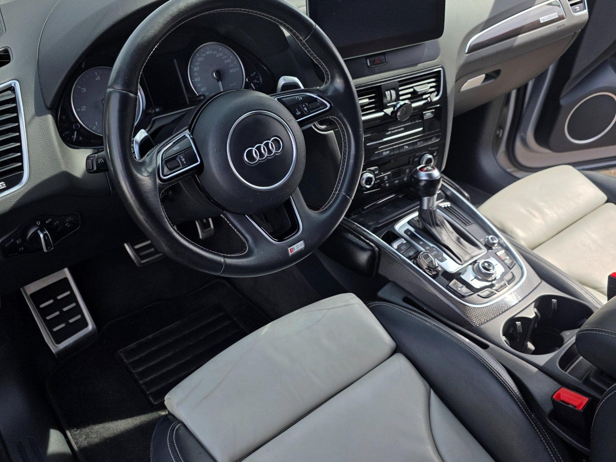 Audi SQ5 V6 TDI QUATRO (2014) - Photo 2