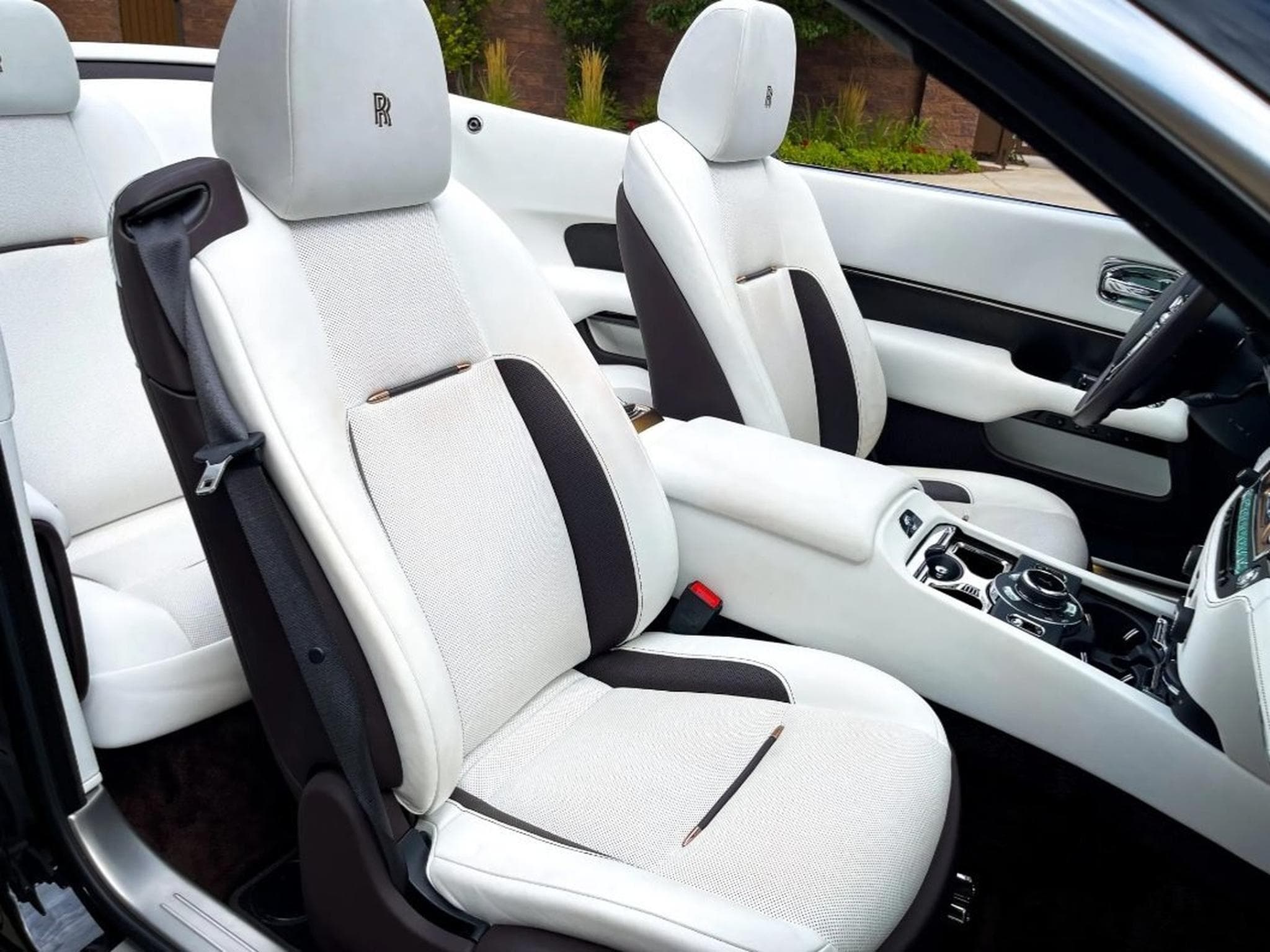 Rolls-Royce Dawn Inspired by Music (2018) - Foto 3